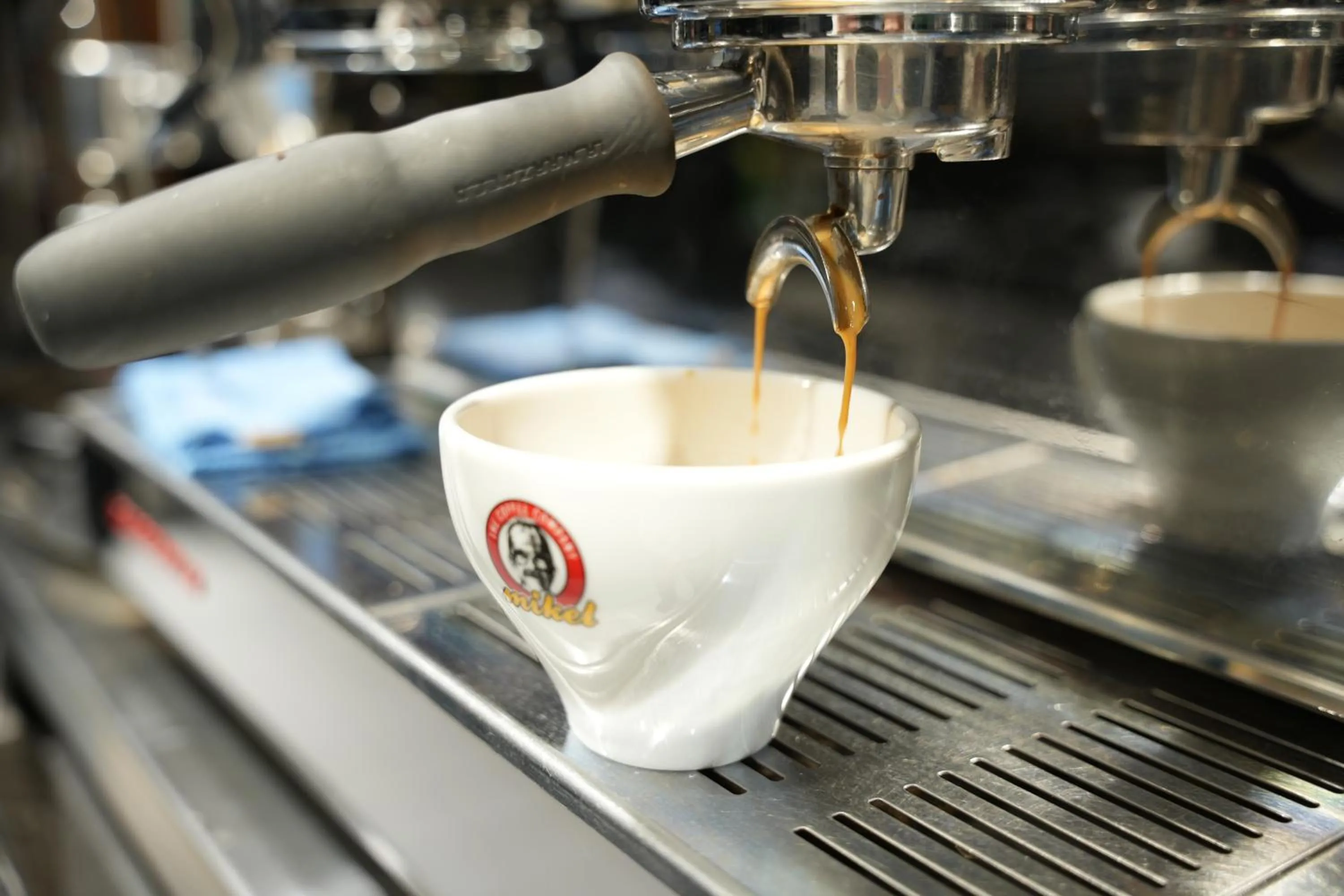 Coffee/tea facilities in Kent Room Hotel