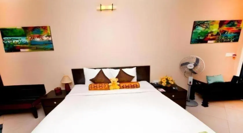 Bed in The Baga Marina Beach Resort & Hotel