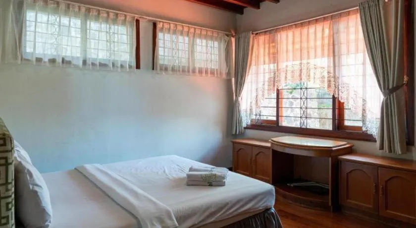 Bed in Dago Heuvel Resort