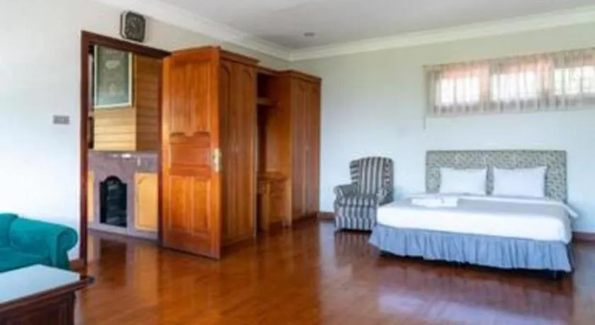 Bed in Dago Heuvel Resort