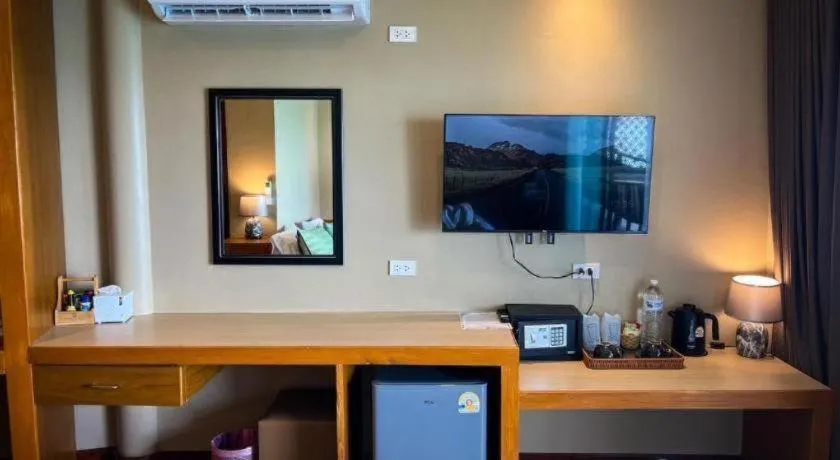 Diamond Cliff Beach Lanta Resort