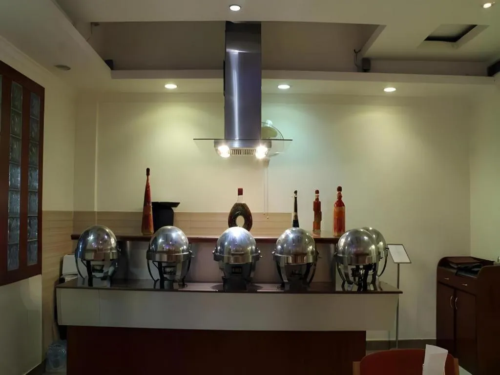 Hotel Grand President