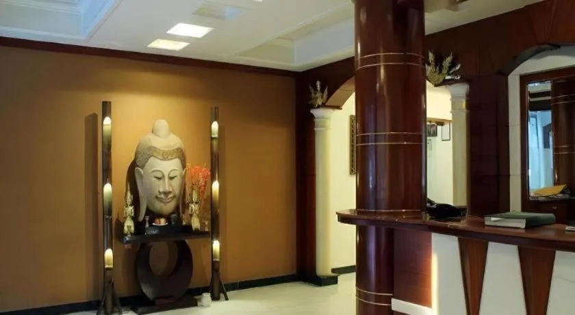 Hotel Grand President