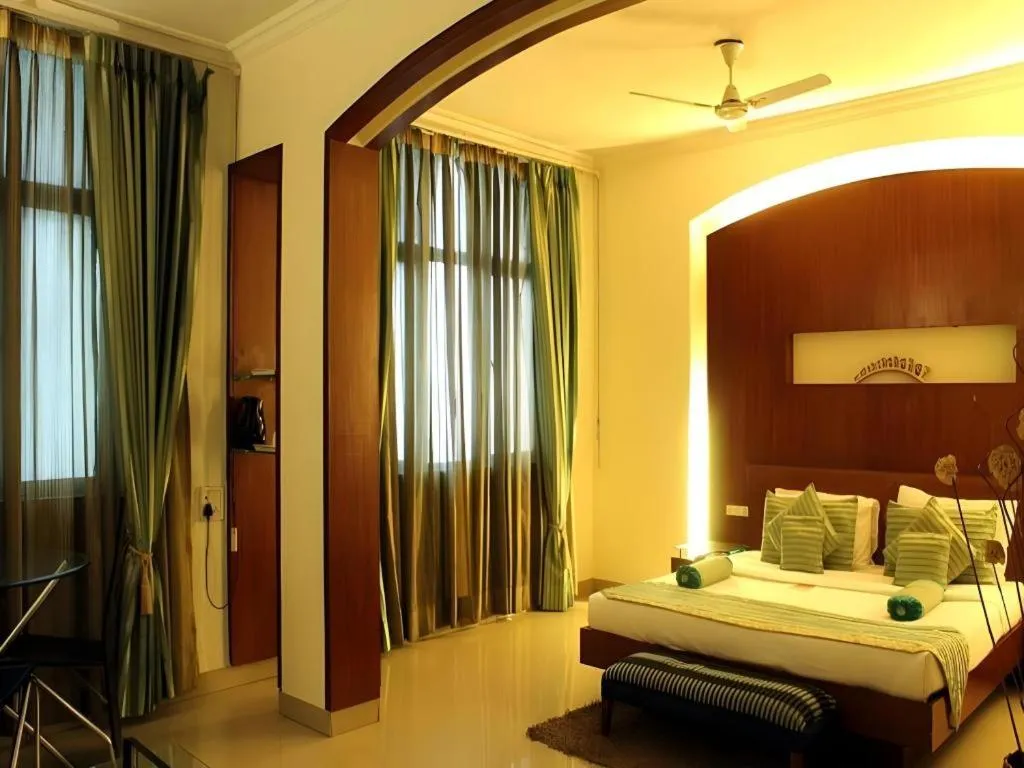 Bed in Hotel Grand President