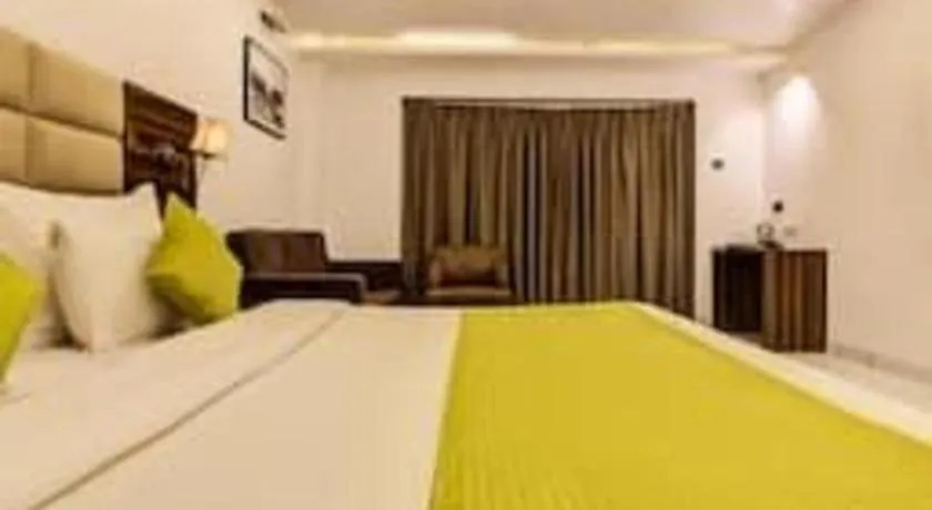 Bed in Nivanta Hotel Panchgani