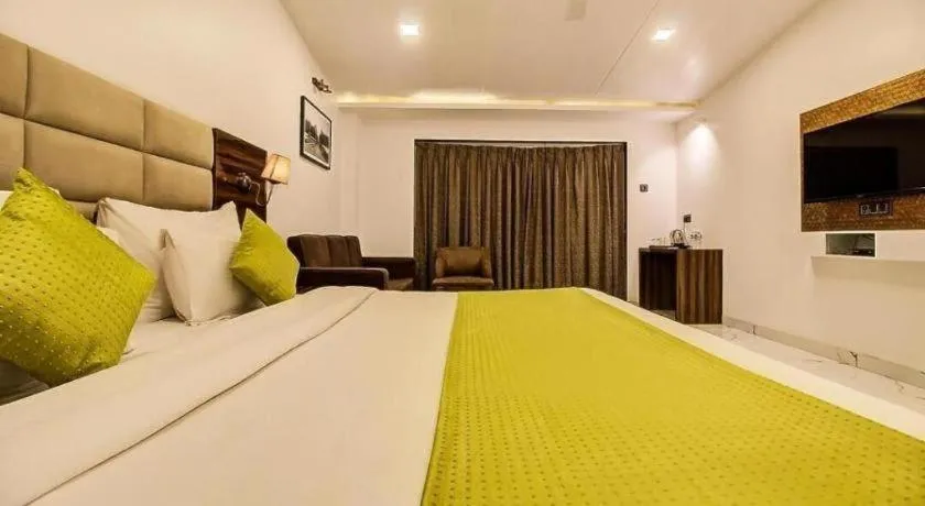 Bed in Nivanta Hotel Panchgani