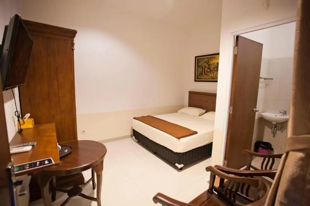 Bed in Jaksa Guest House - Near Alun-Alun Bandung