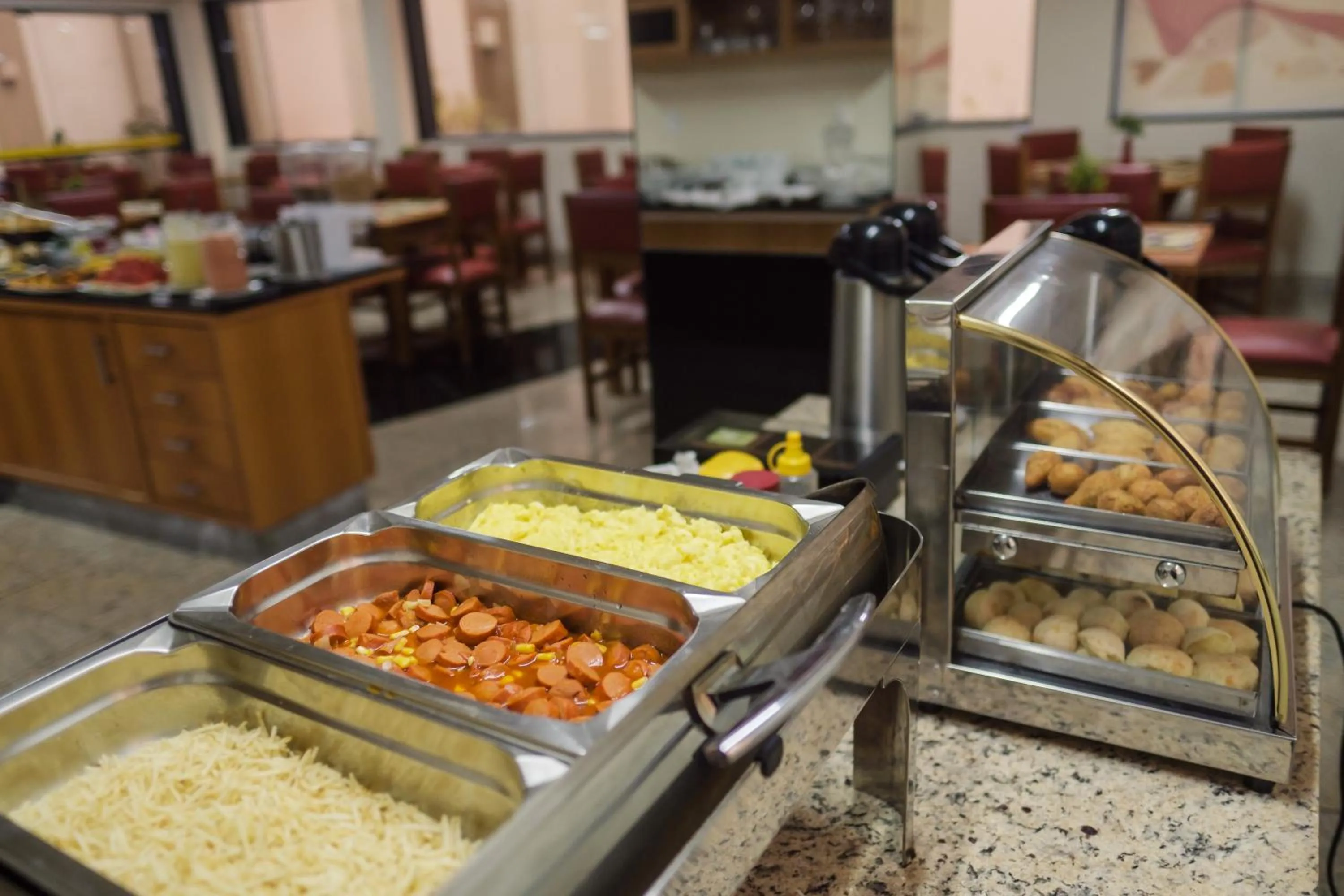 Breakfast in Ibituruna Center Hotel