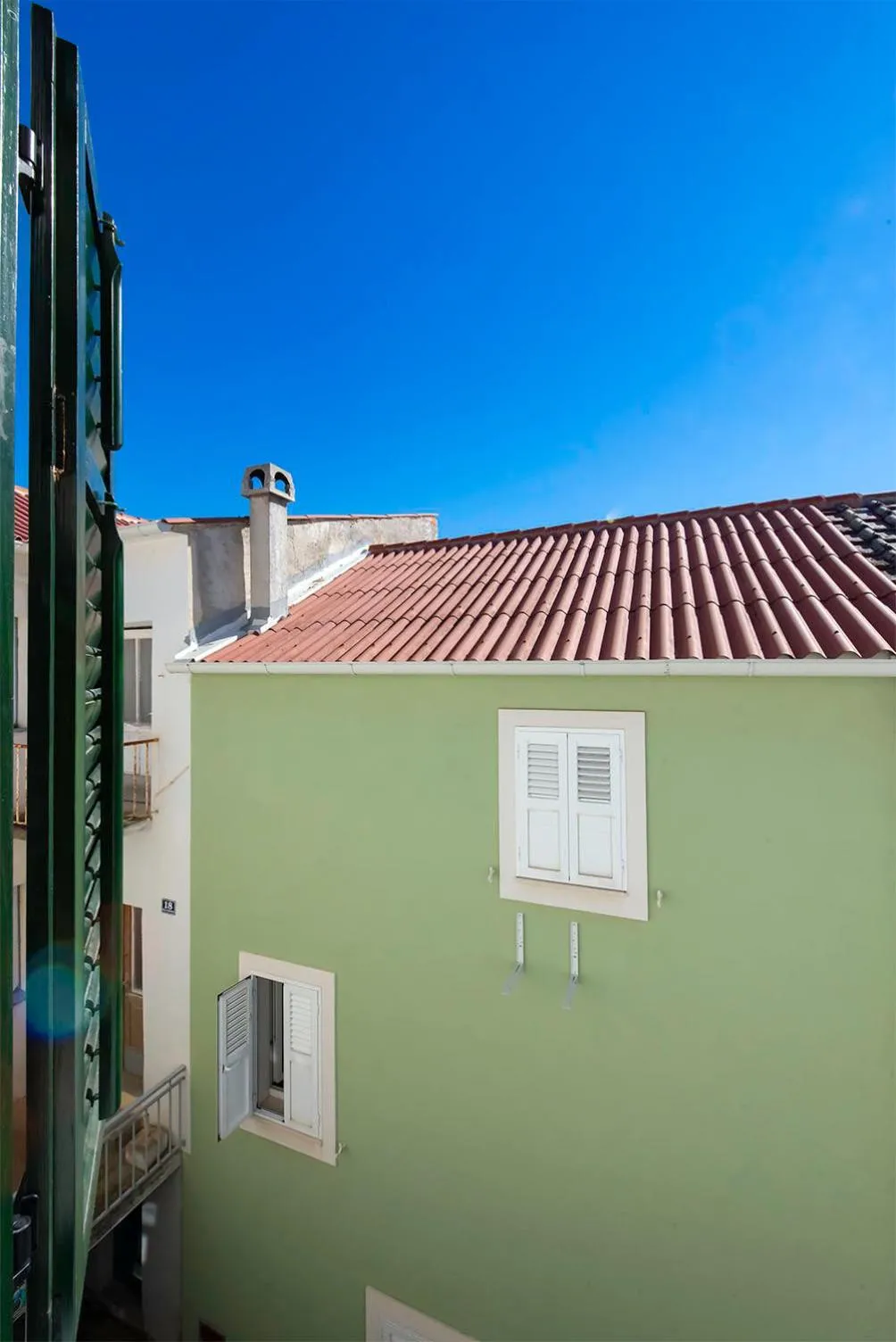 Property building in Apartment Plasa