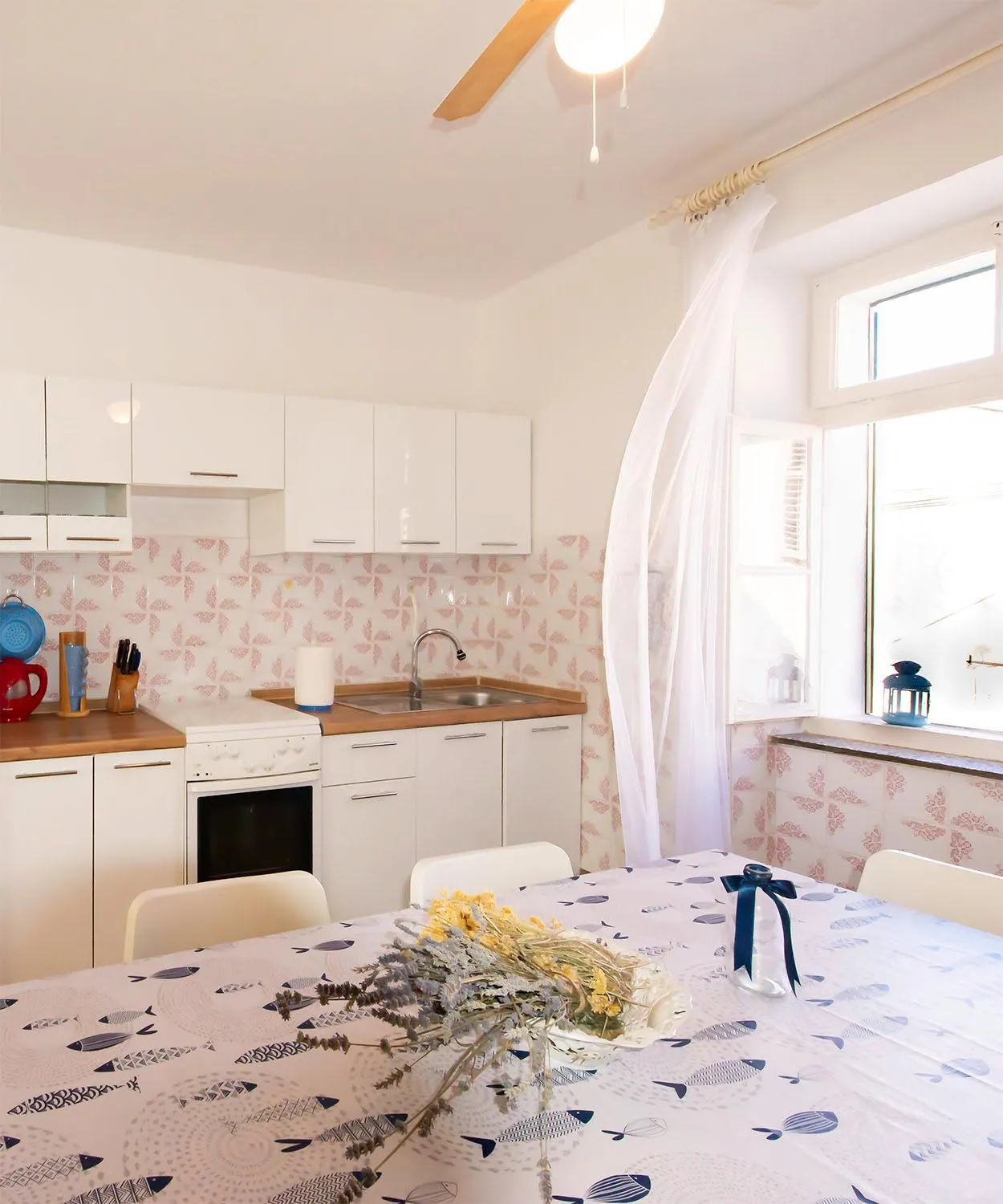 Kitchen or kitchenette in Apartment Plasa