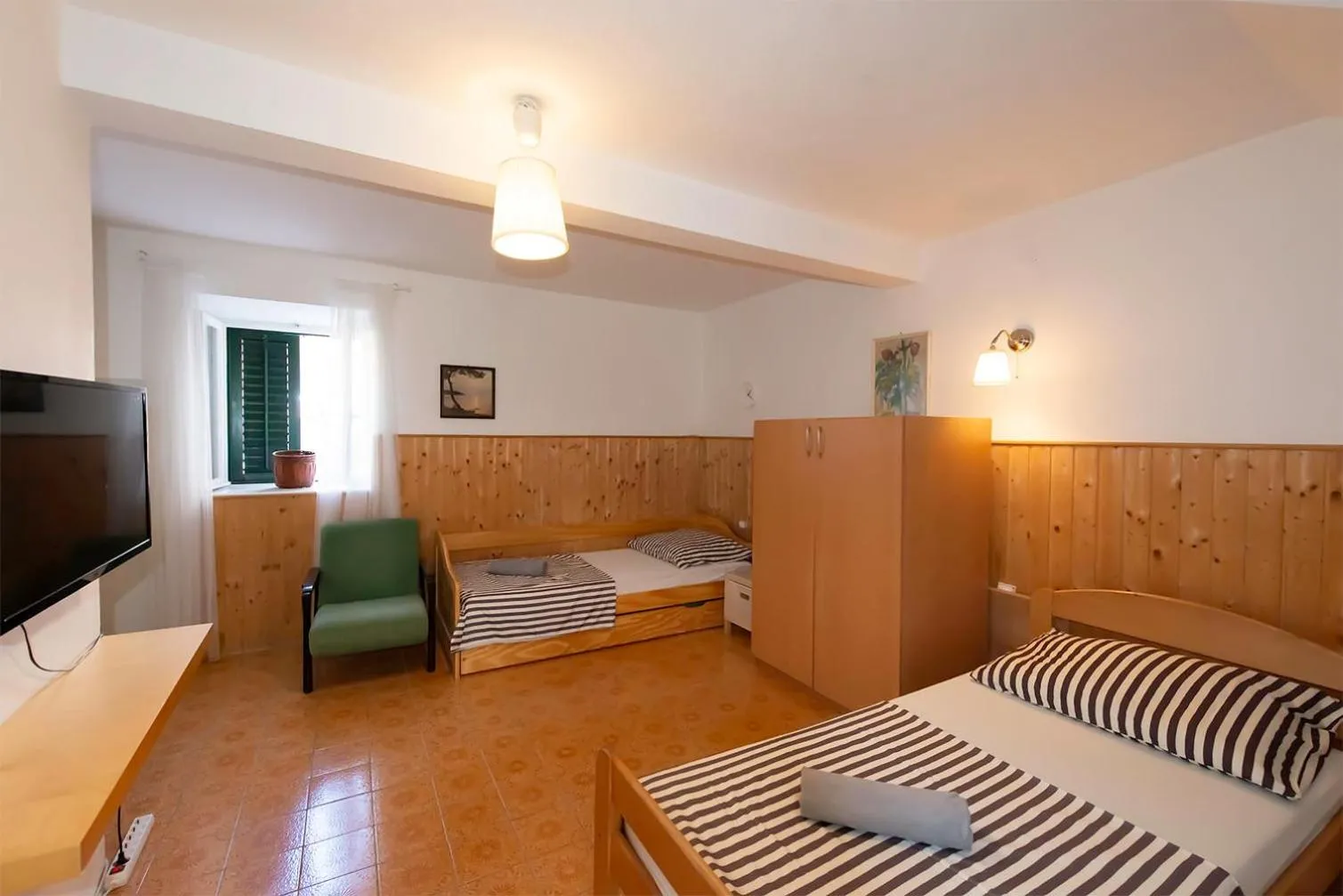 Bed in Apartment Plasa