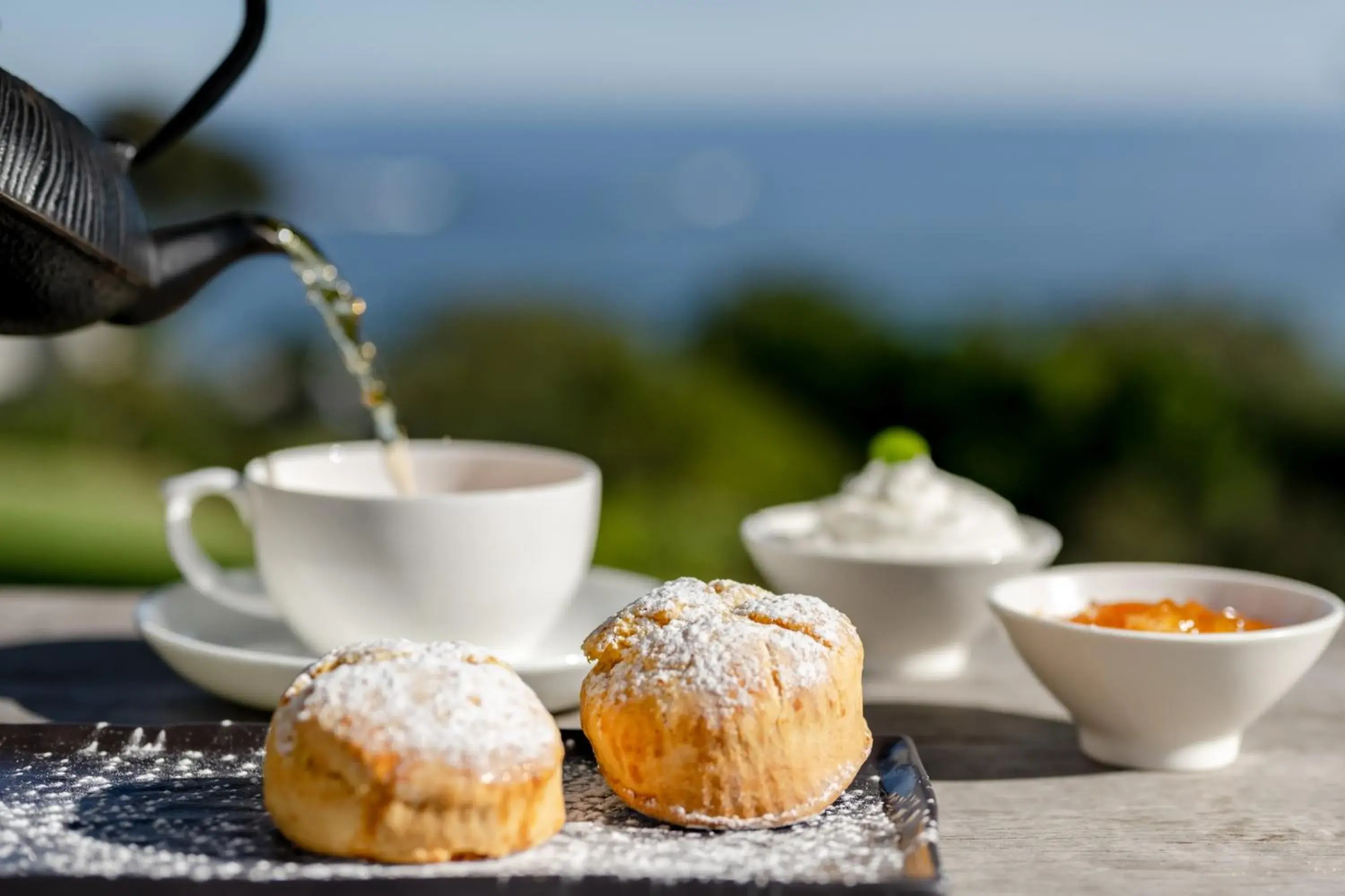 Restaurant/places to eat in Camps Bay Retreat Hotel Restaurant/places to eat in Camps Bay Retreat Hotel