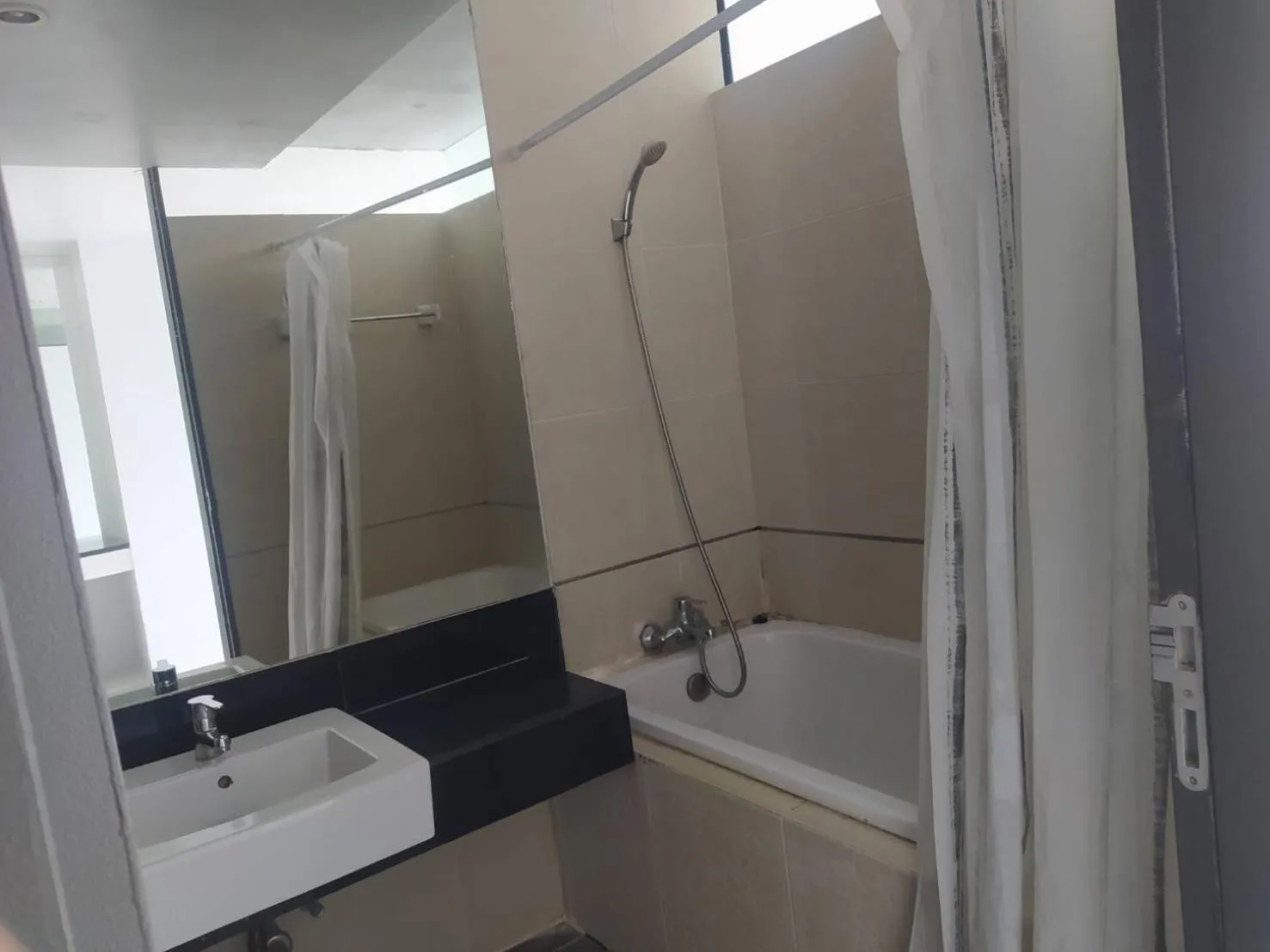 Bathroom in Neca Complex Apartment