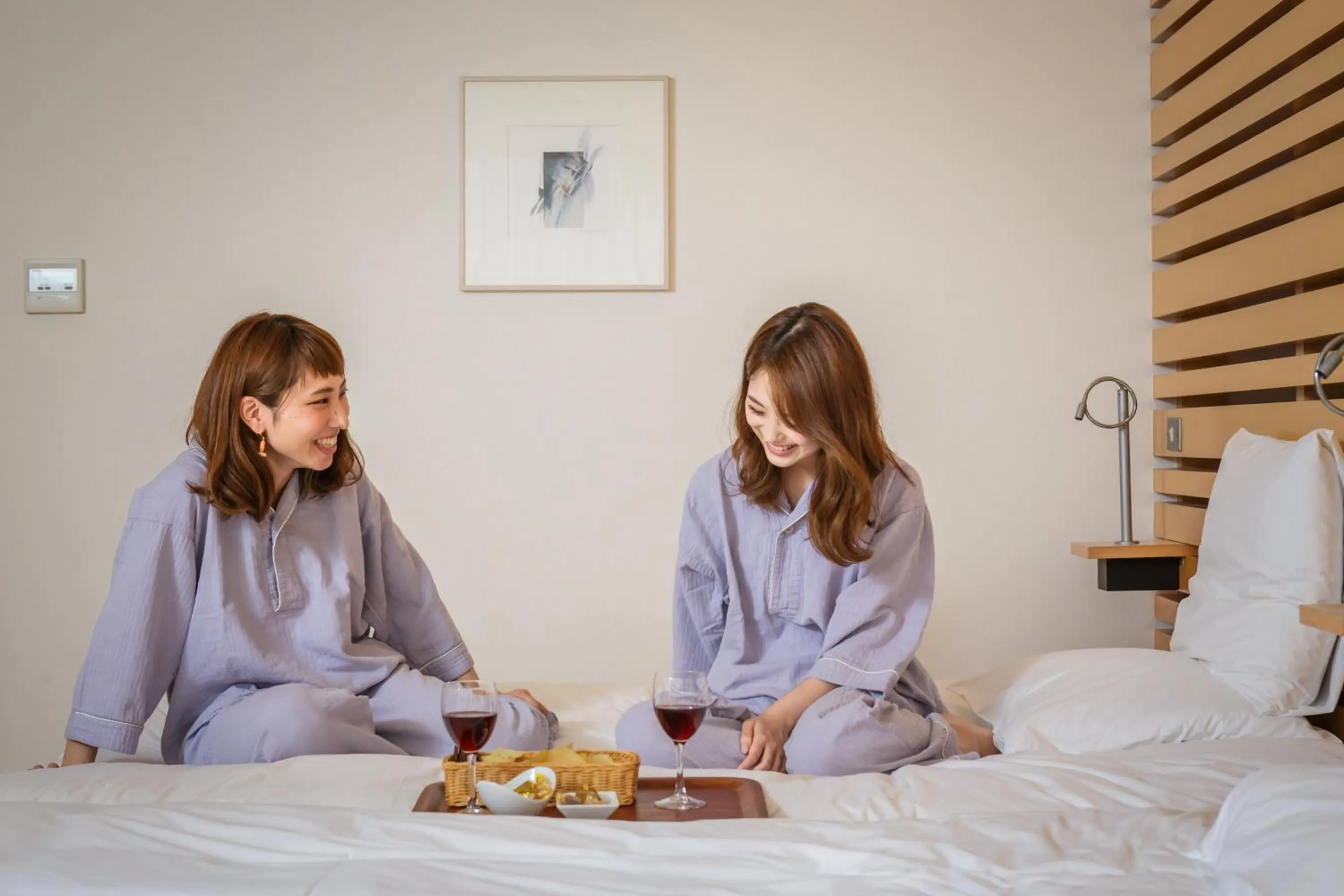 People, Bed in Hotel Setre Kobe Maiko