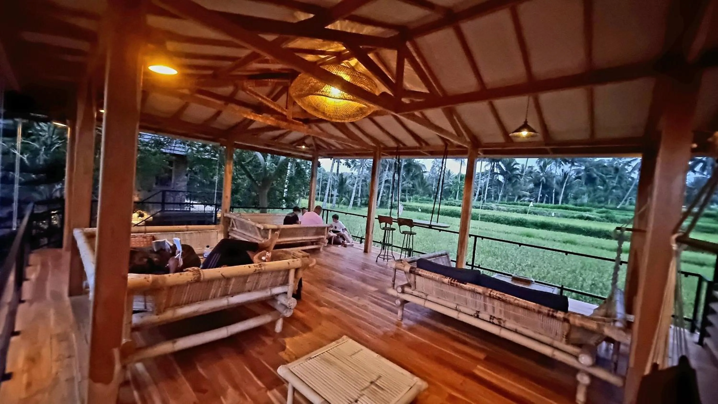 Restaurant/places to eat in Les Rizieres Lombok - Tetebatu