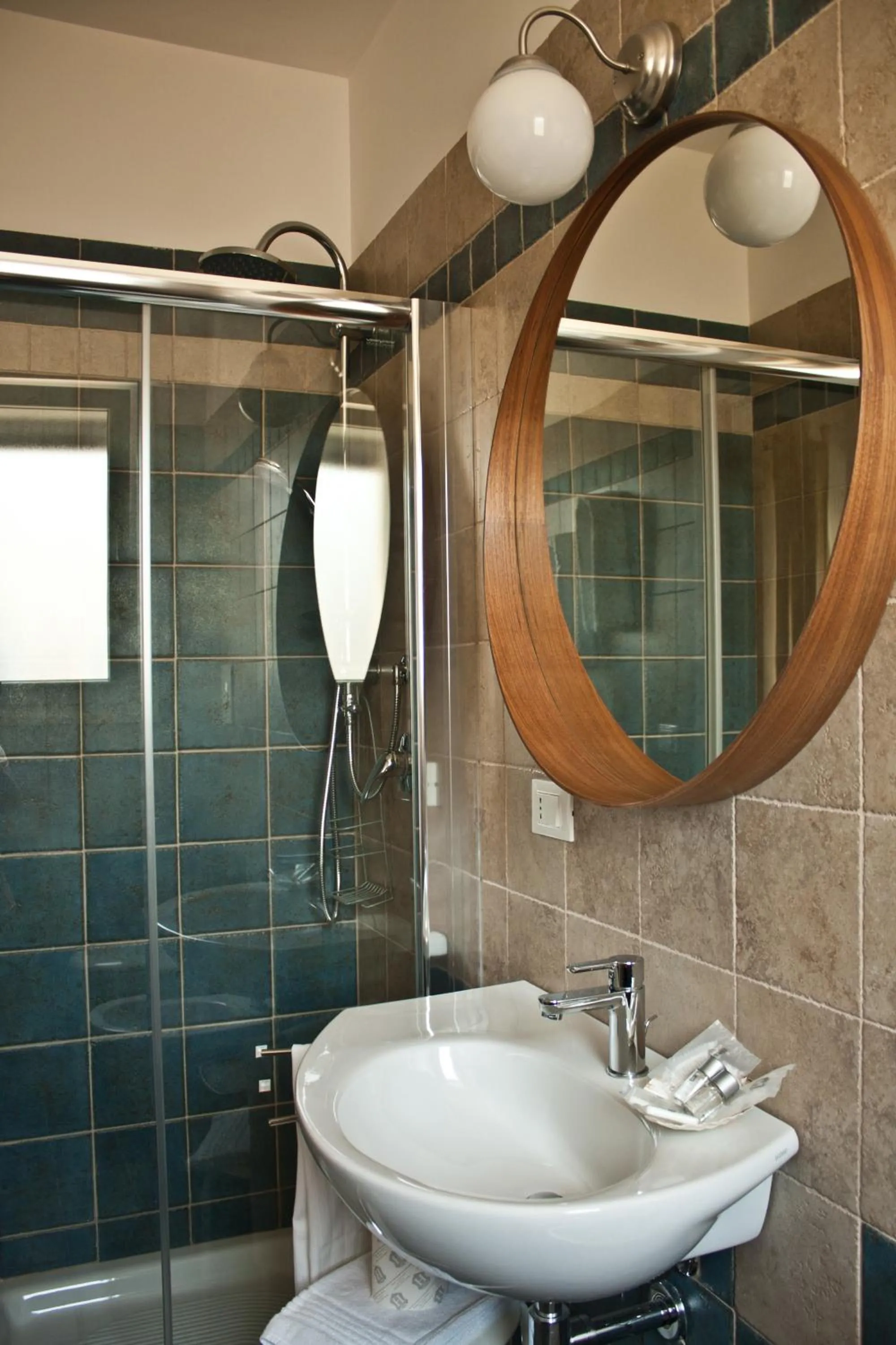 Bathroom in B&B Alalama