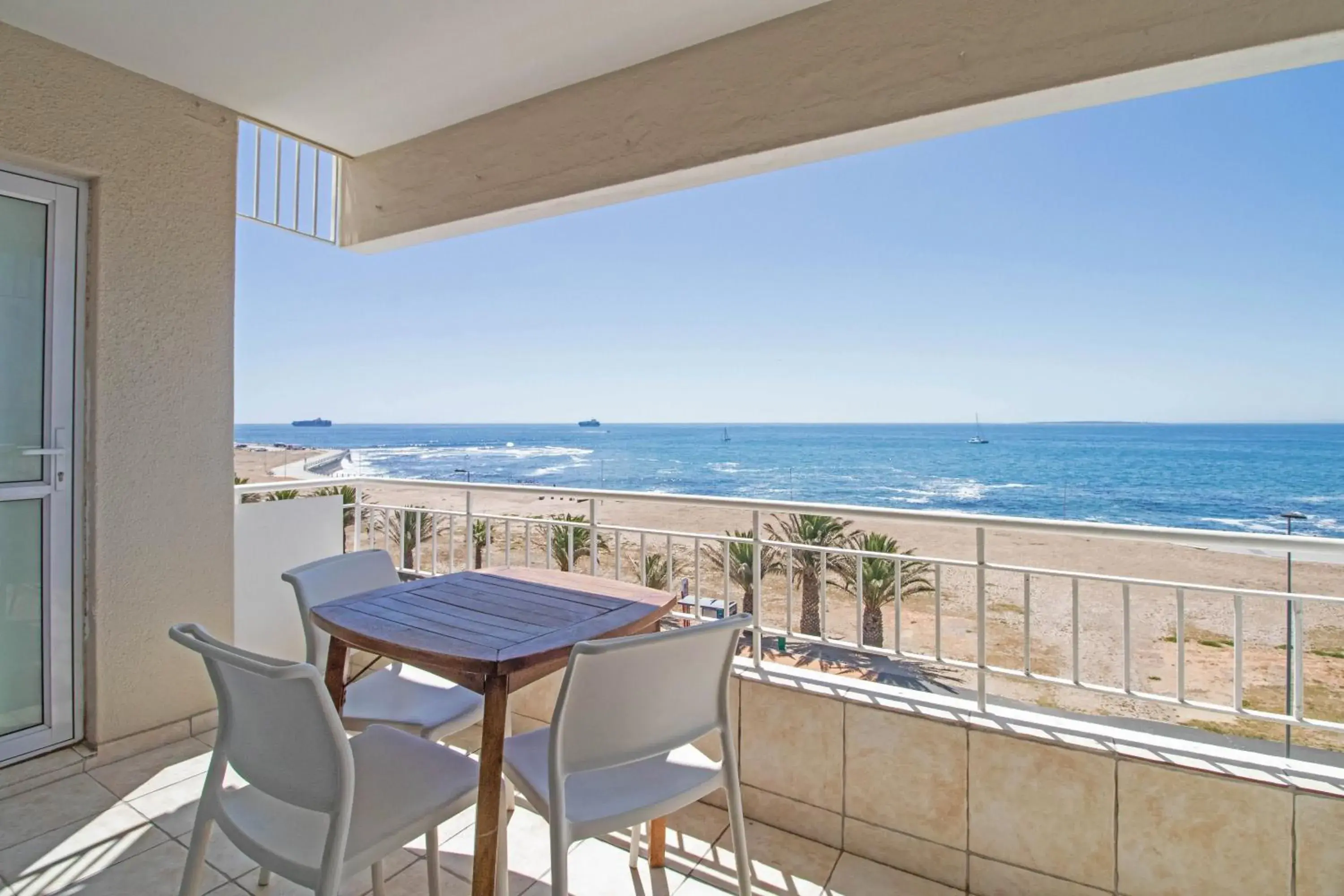 Mouille Point Apartments Mouille Point Apartments