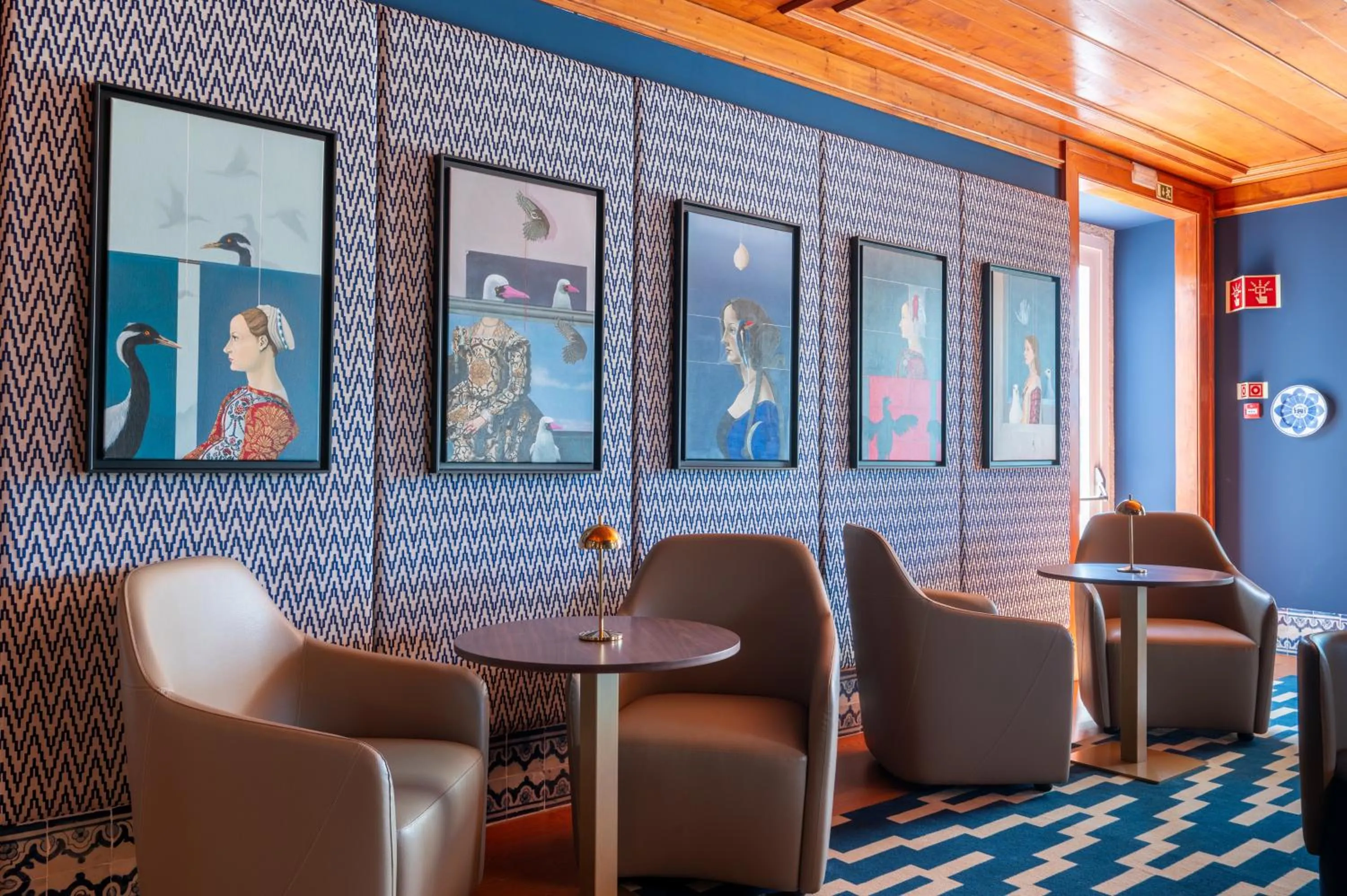 Lounge or bar in Palácio do Governador - Lisbon Hotel & Spa