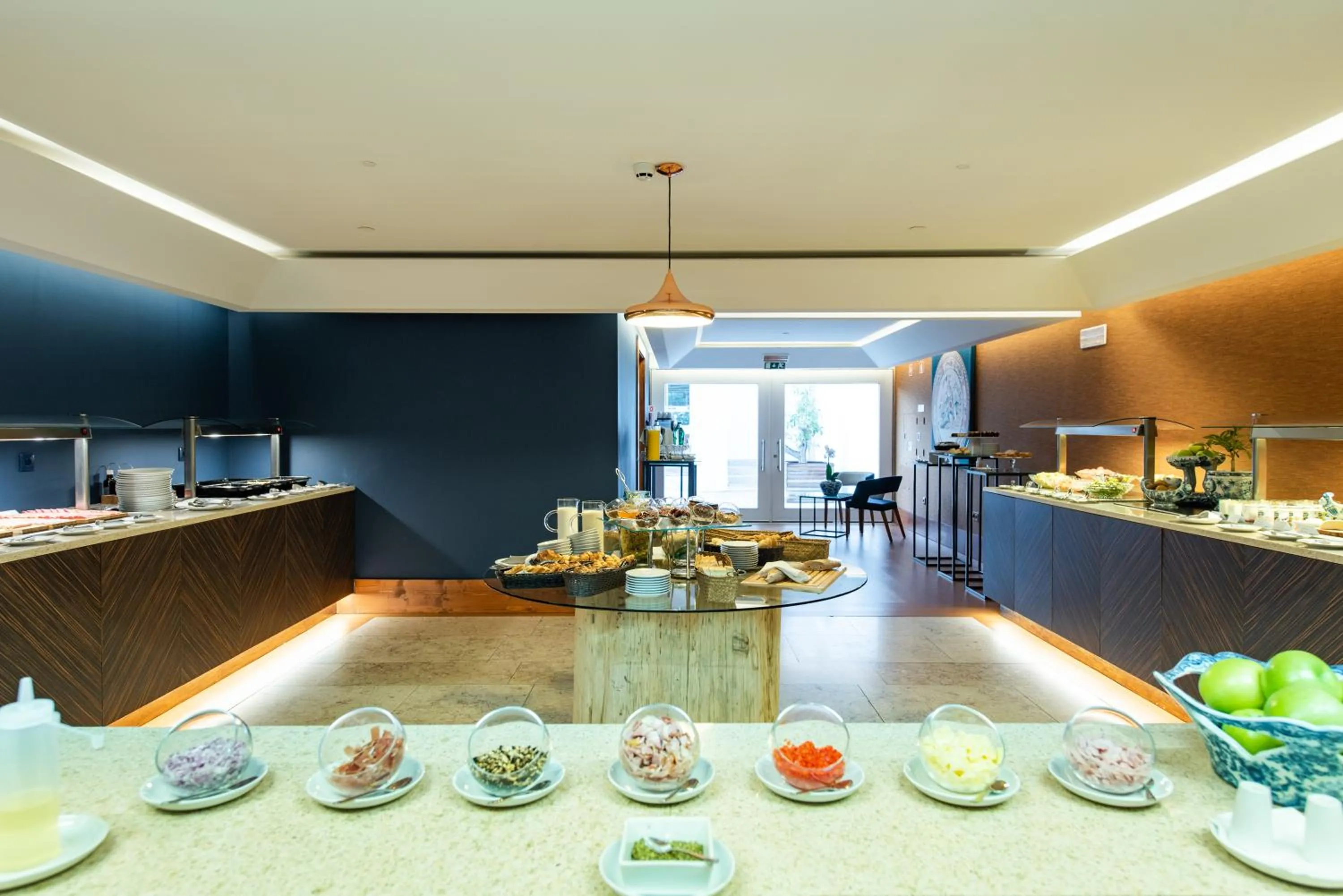 Food and drinks in Palácio do Governador - Lisbon Hotel & Spa