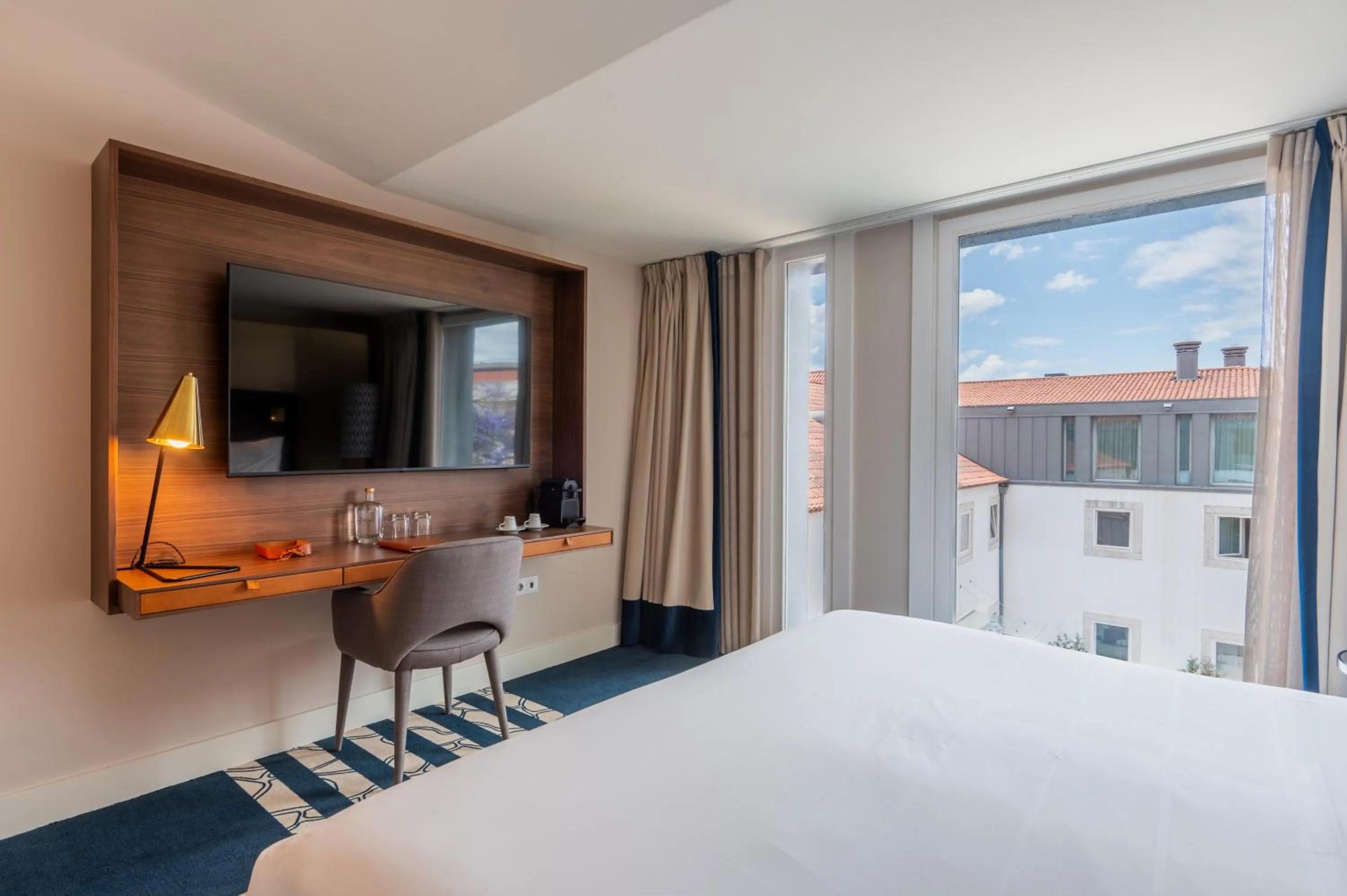 Bedroom, Bed in Palácio do Governador - Lisbon Hotel & Spa