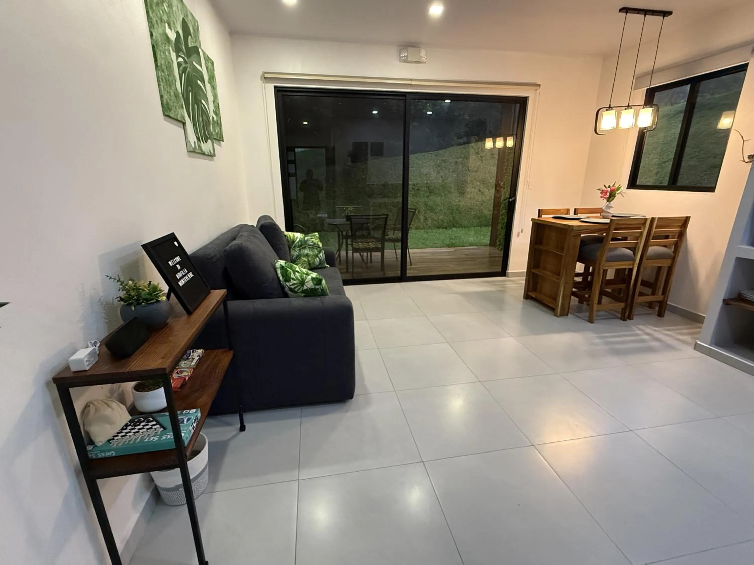 One-Bedroom Apartment with Terrace - single occupancy in Biofilia Monteverde