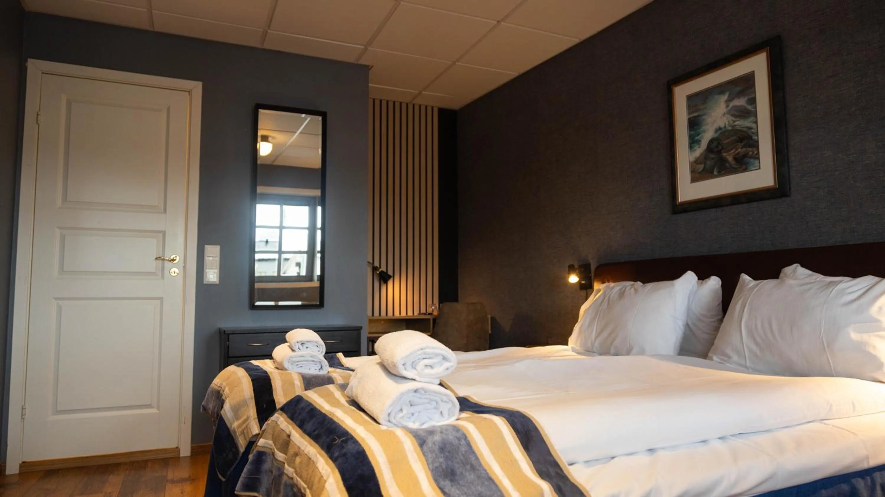 Photo of the whole room, Bed in Vestnes Fjordhotell