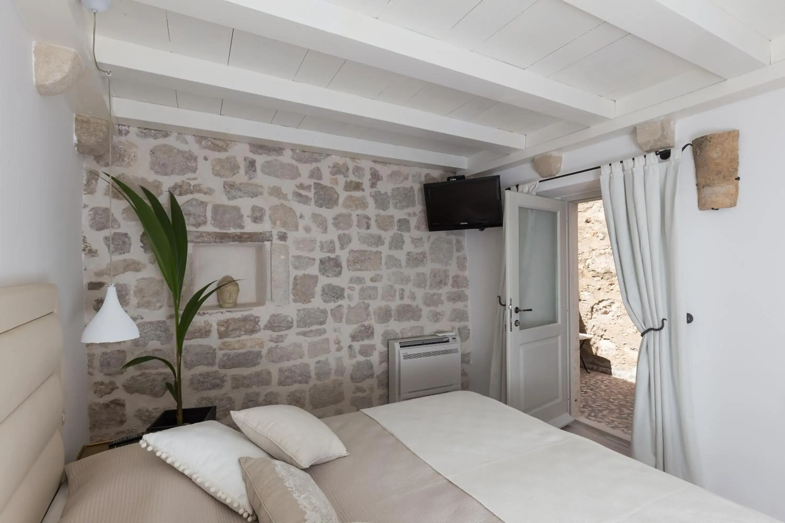 Deluxe Double Room with Terrace in Dubrovnik Sweet House Deluxe Double Room with Terrace in Dubrovnik Sweet House