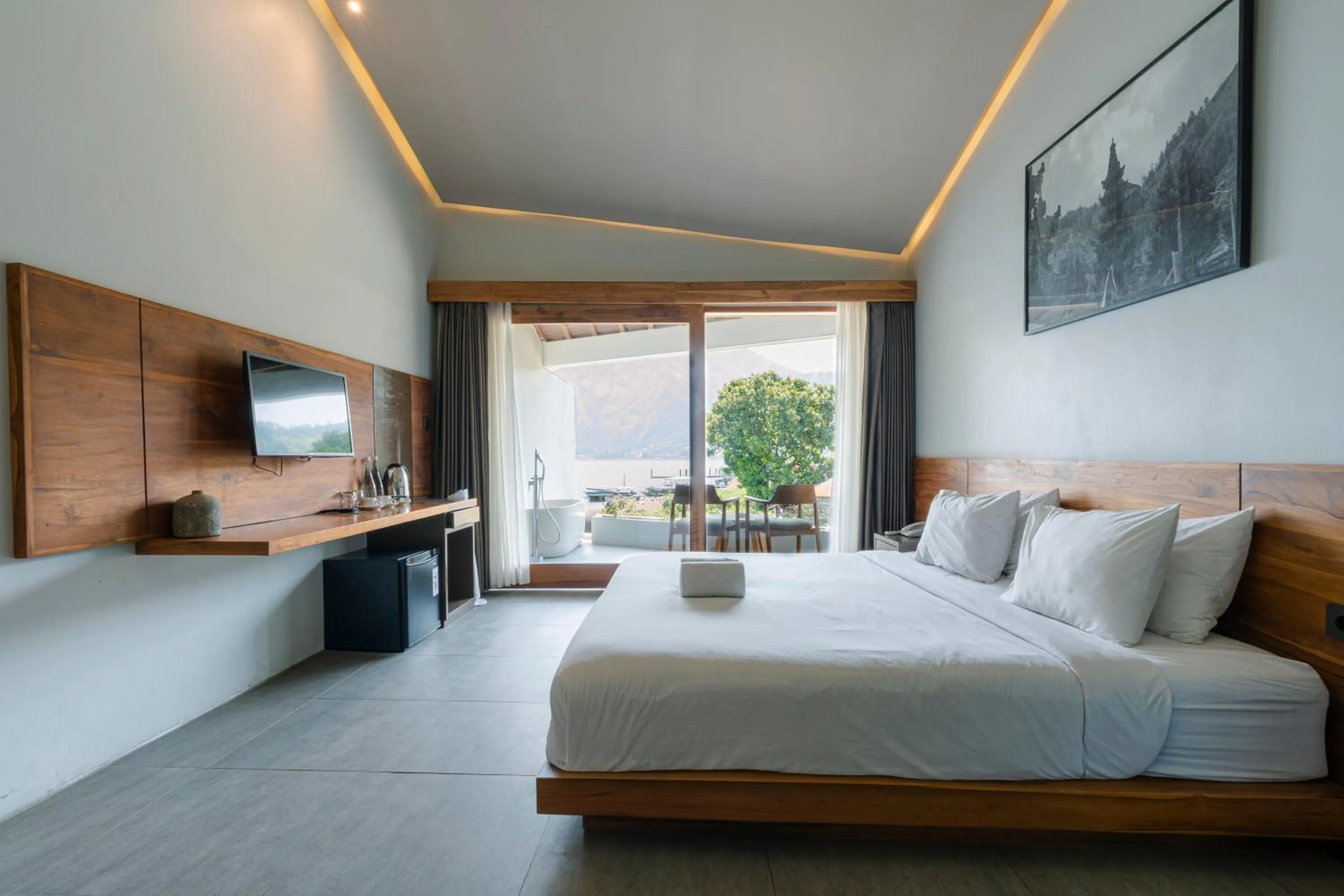 Bedroom, Bed in Noya Hotel