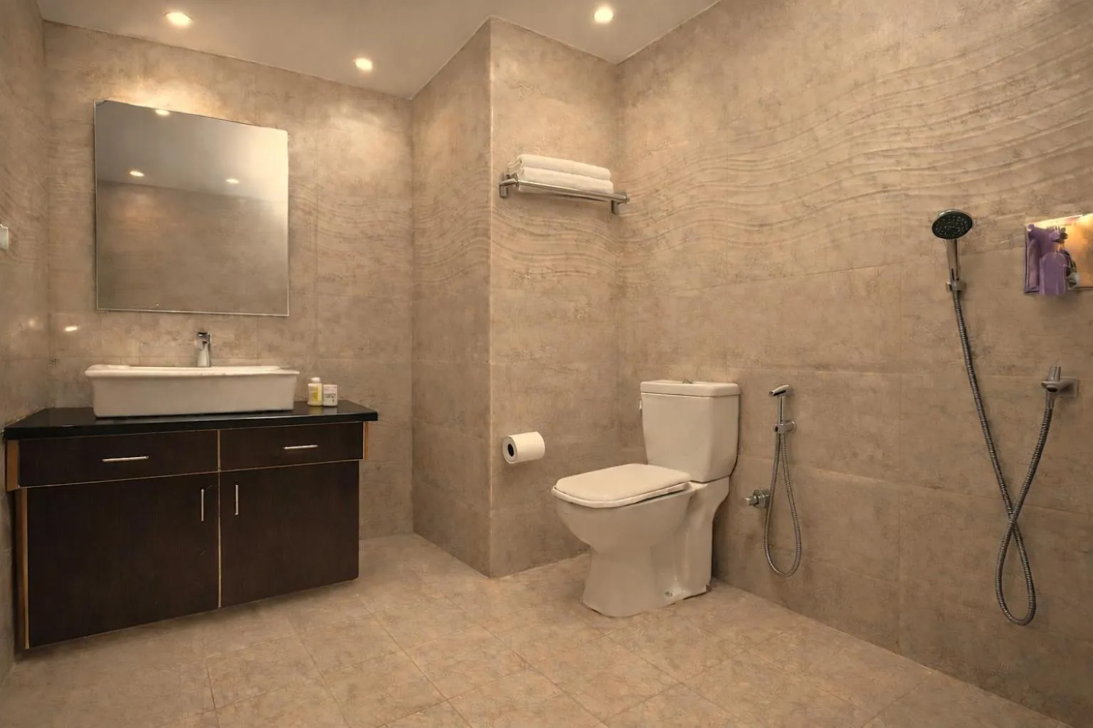 Shower in Royal Holiday Ladakh