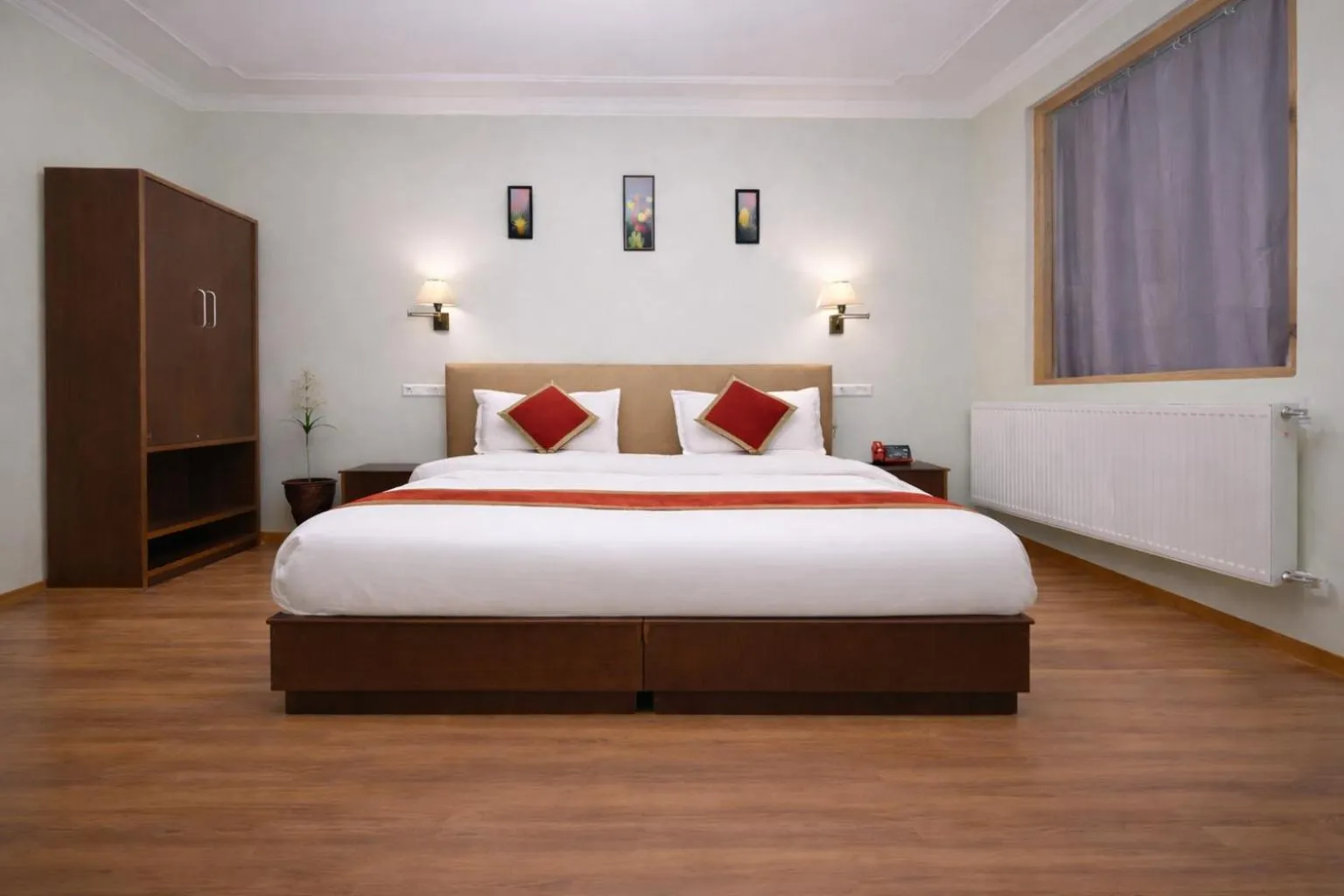 Bed in Royal Holiday Ladakh