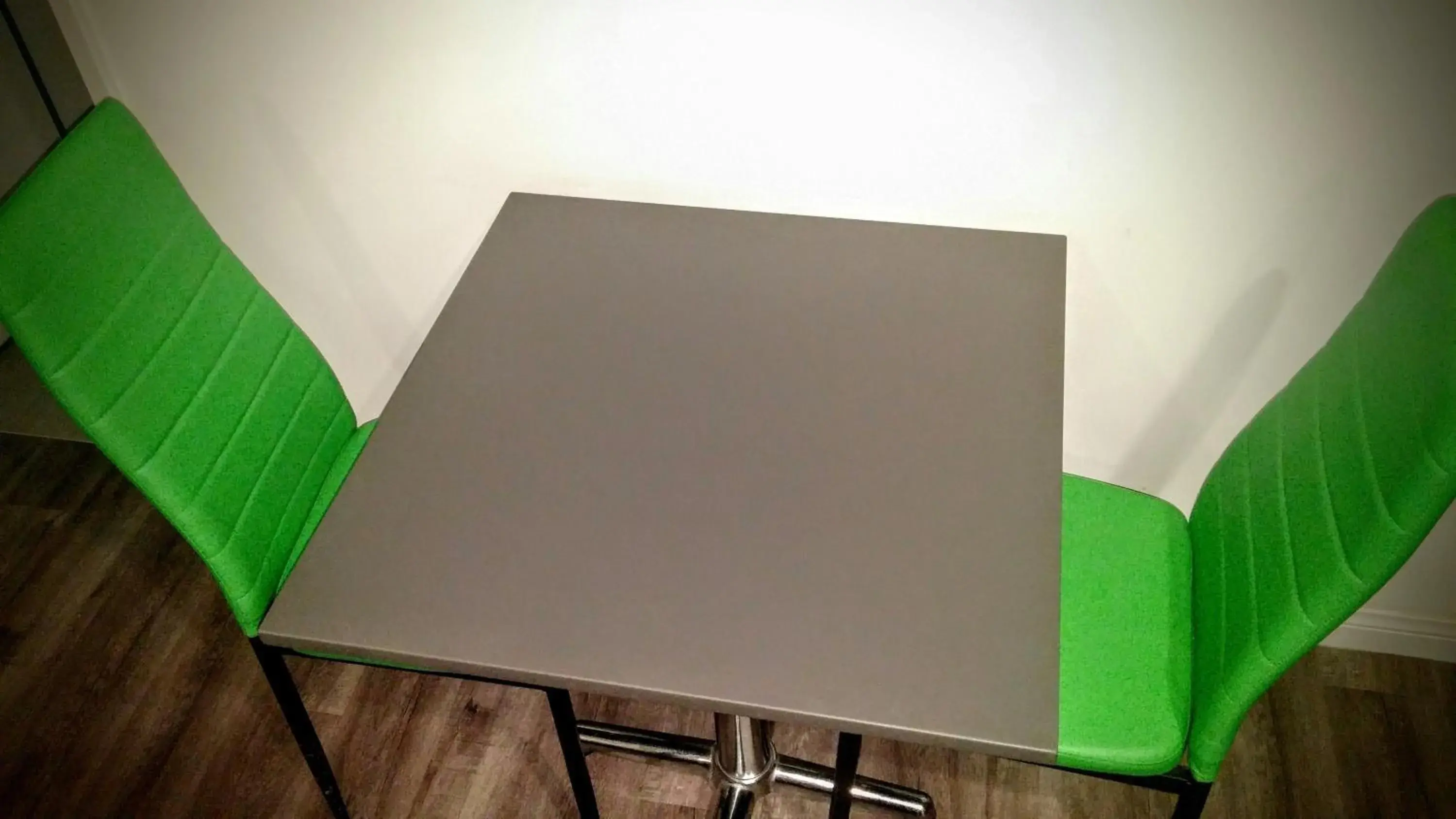 Dining area in Jewel City Inn Dining area in Jewel City Inn