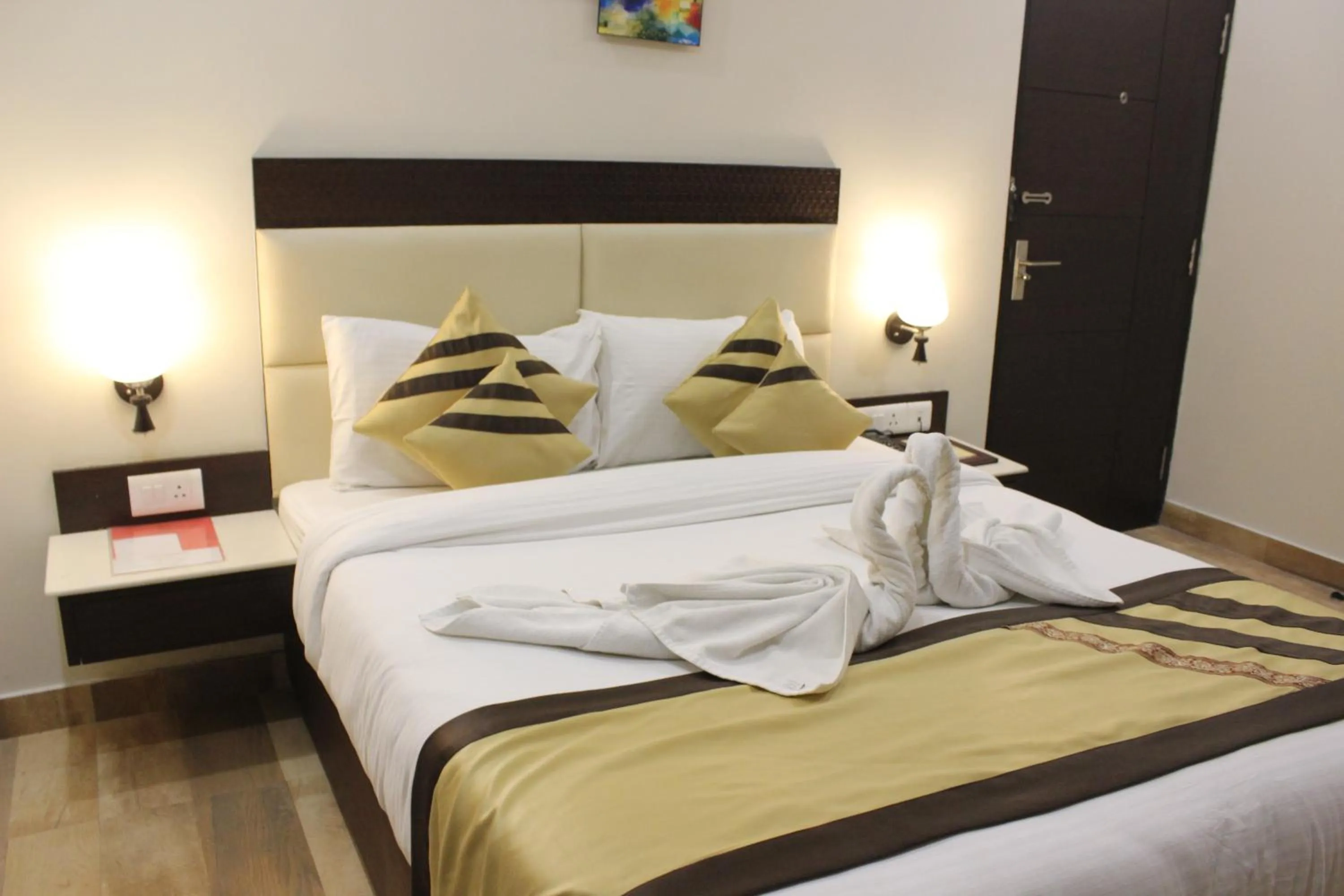 Bed in The Golden Apple