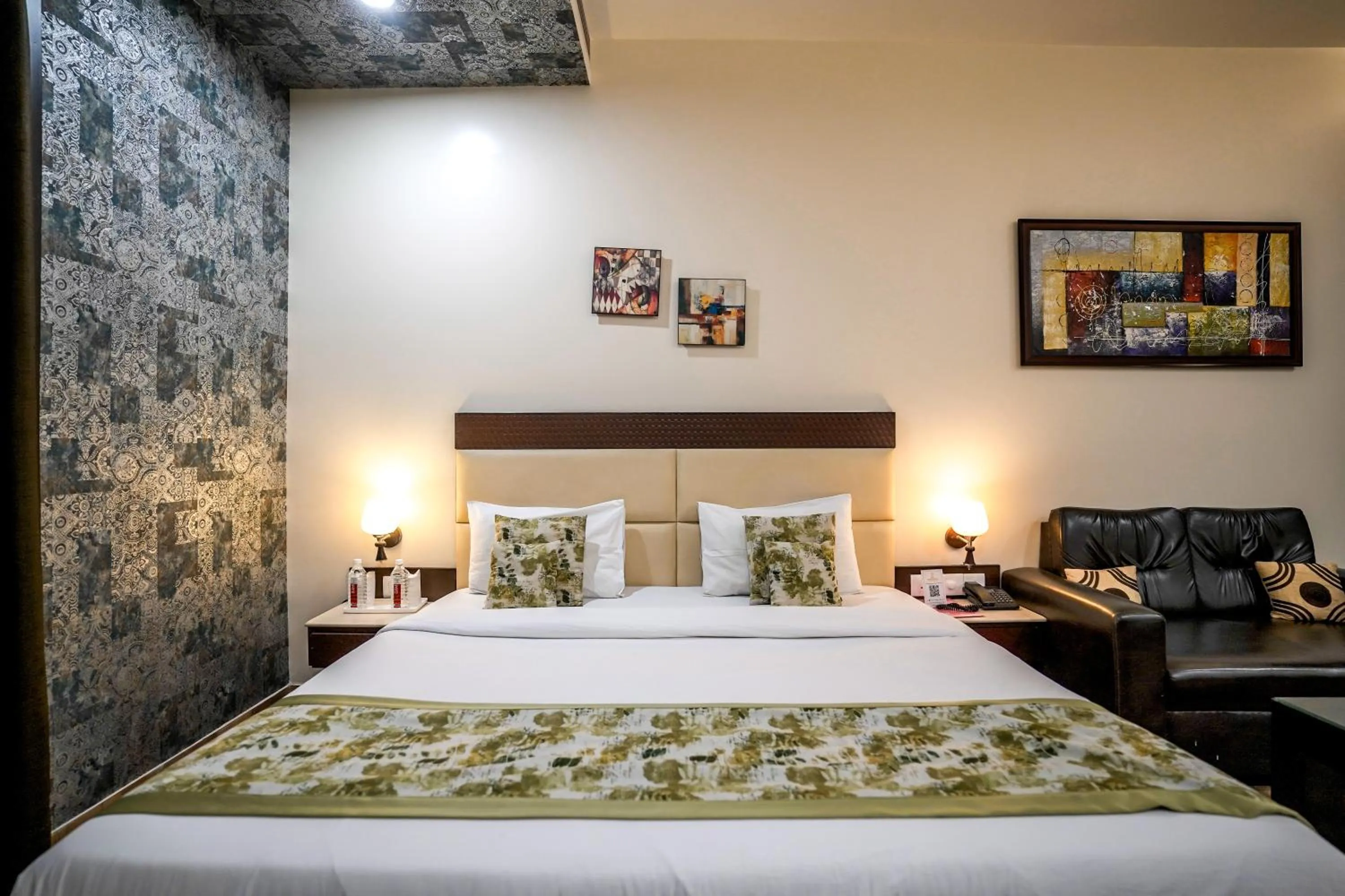 Bed in The Golden Apple