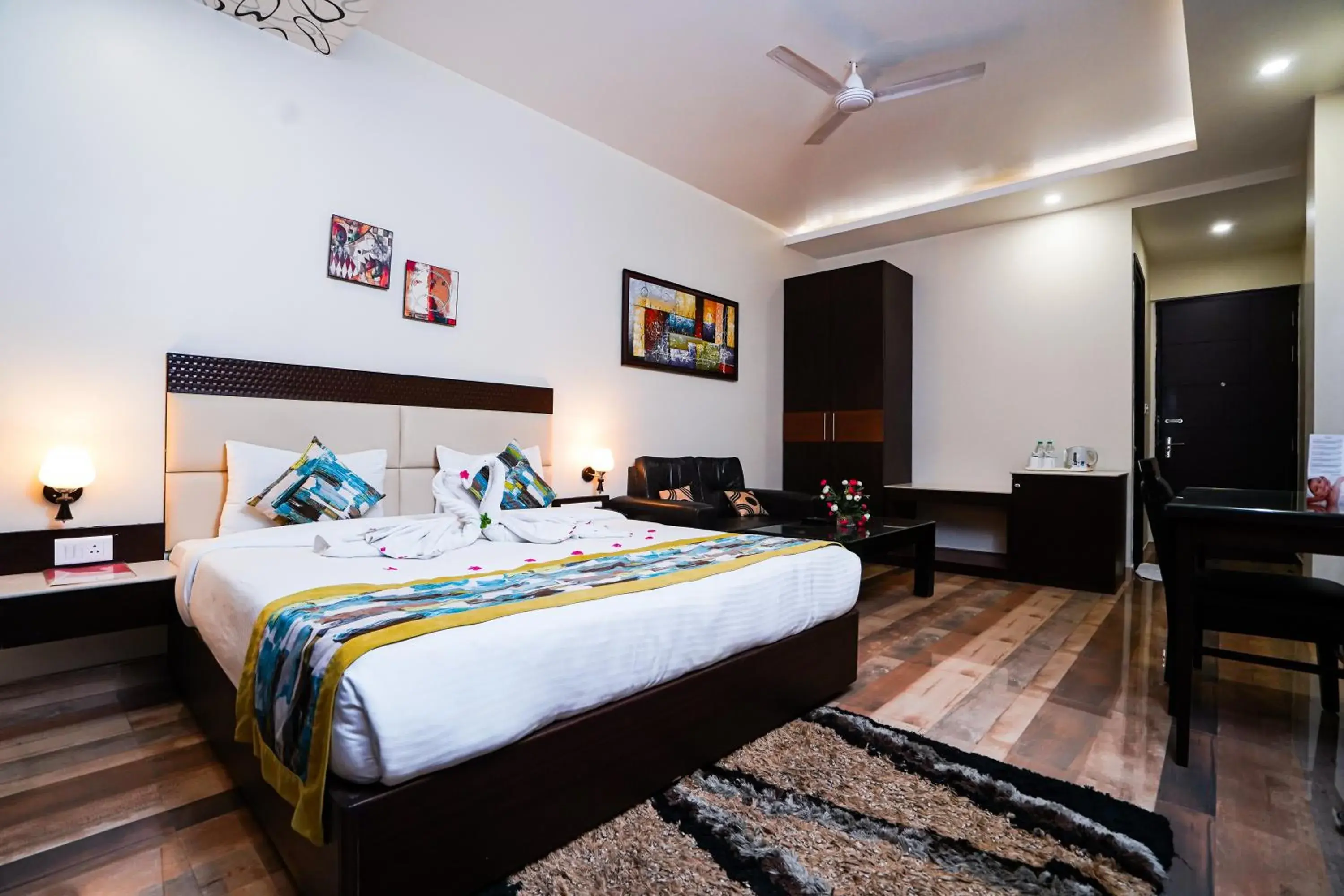 Bed in The Golden Apple Bed in The Golden Apple