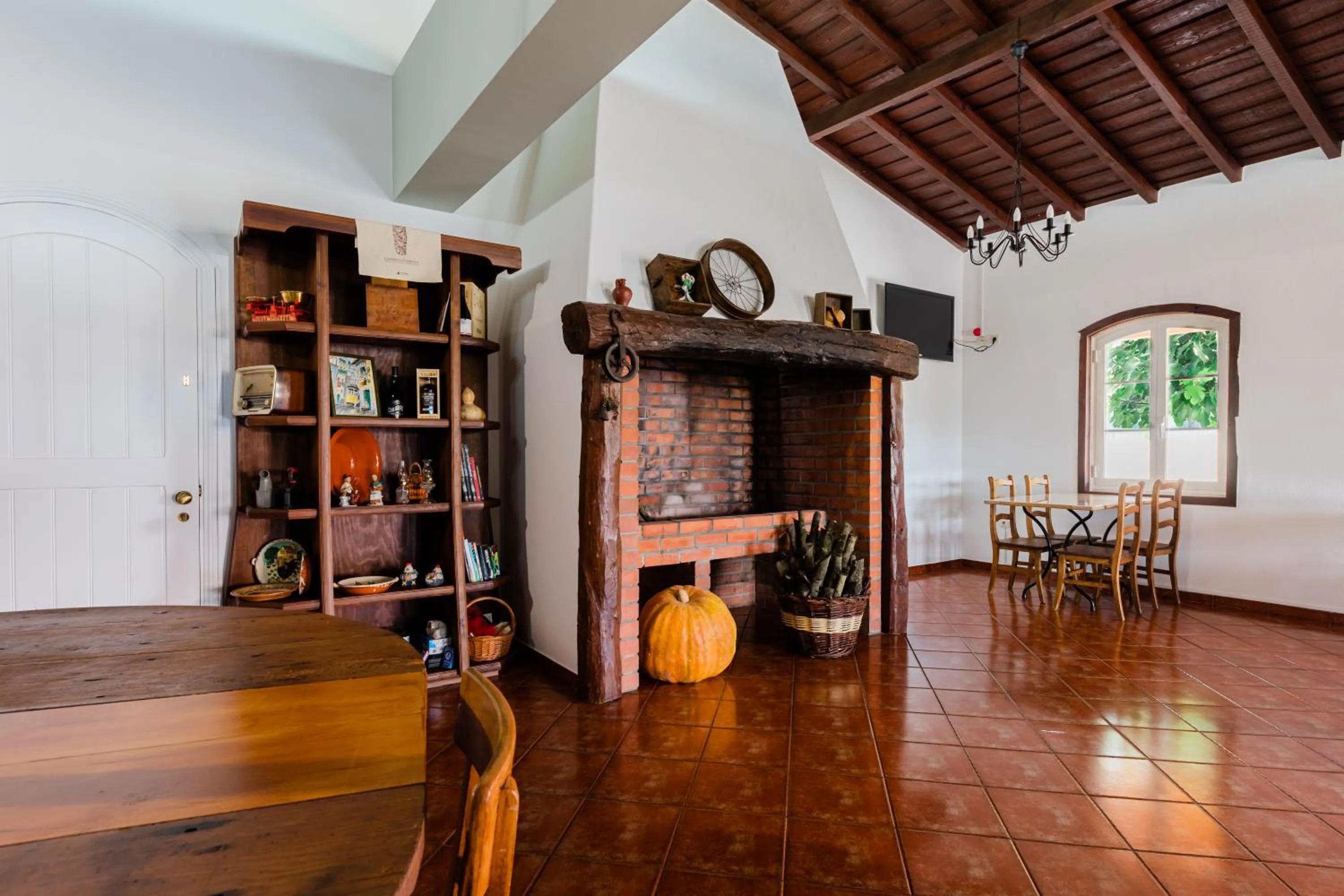 Property building in Pátio da Figueira