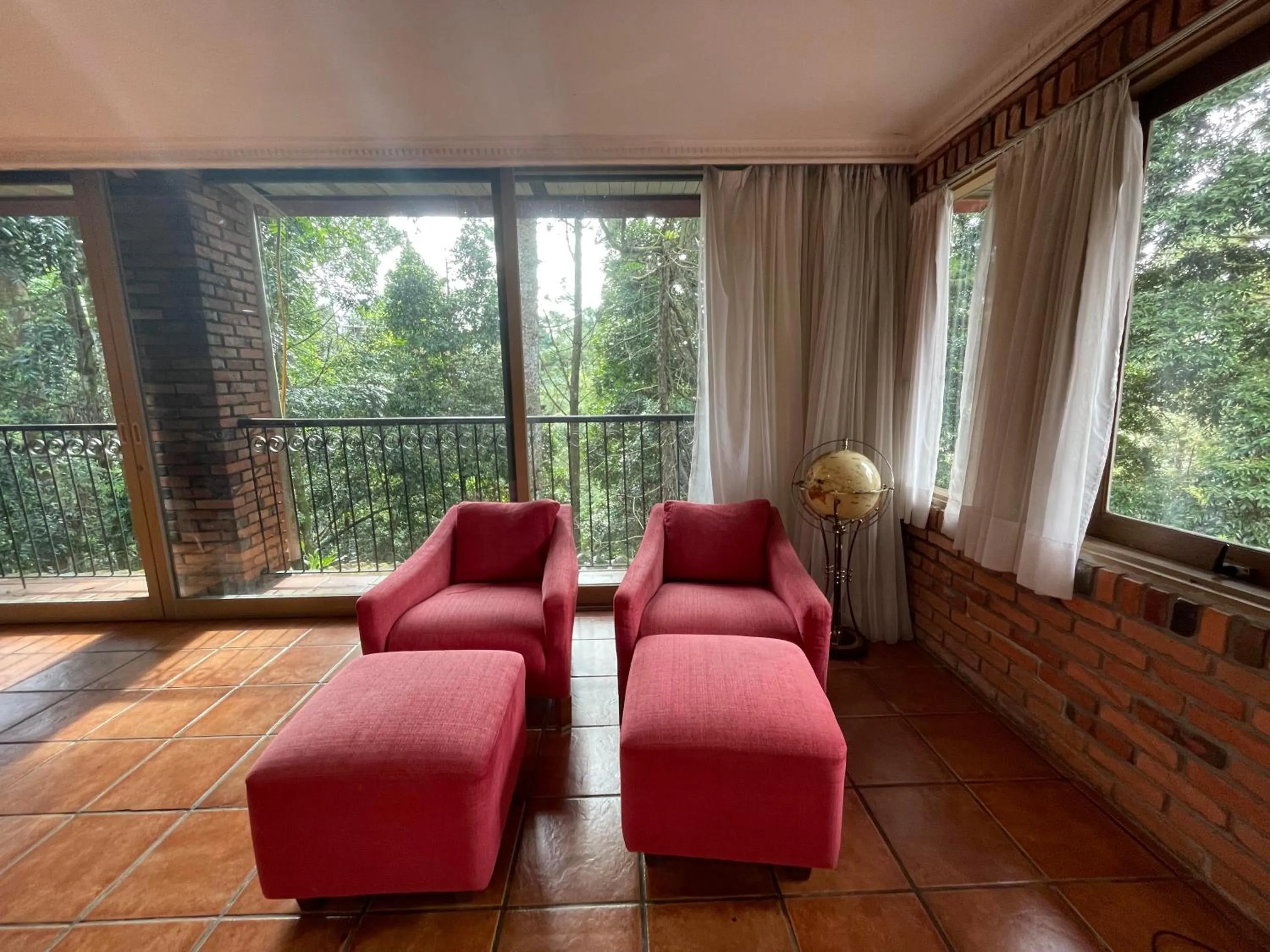 The Pinewood Lodge and Organic Farm