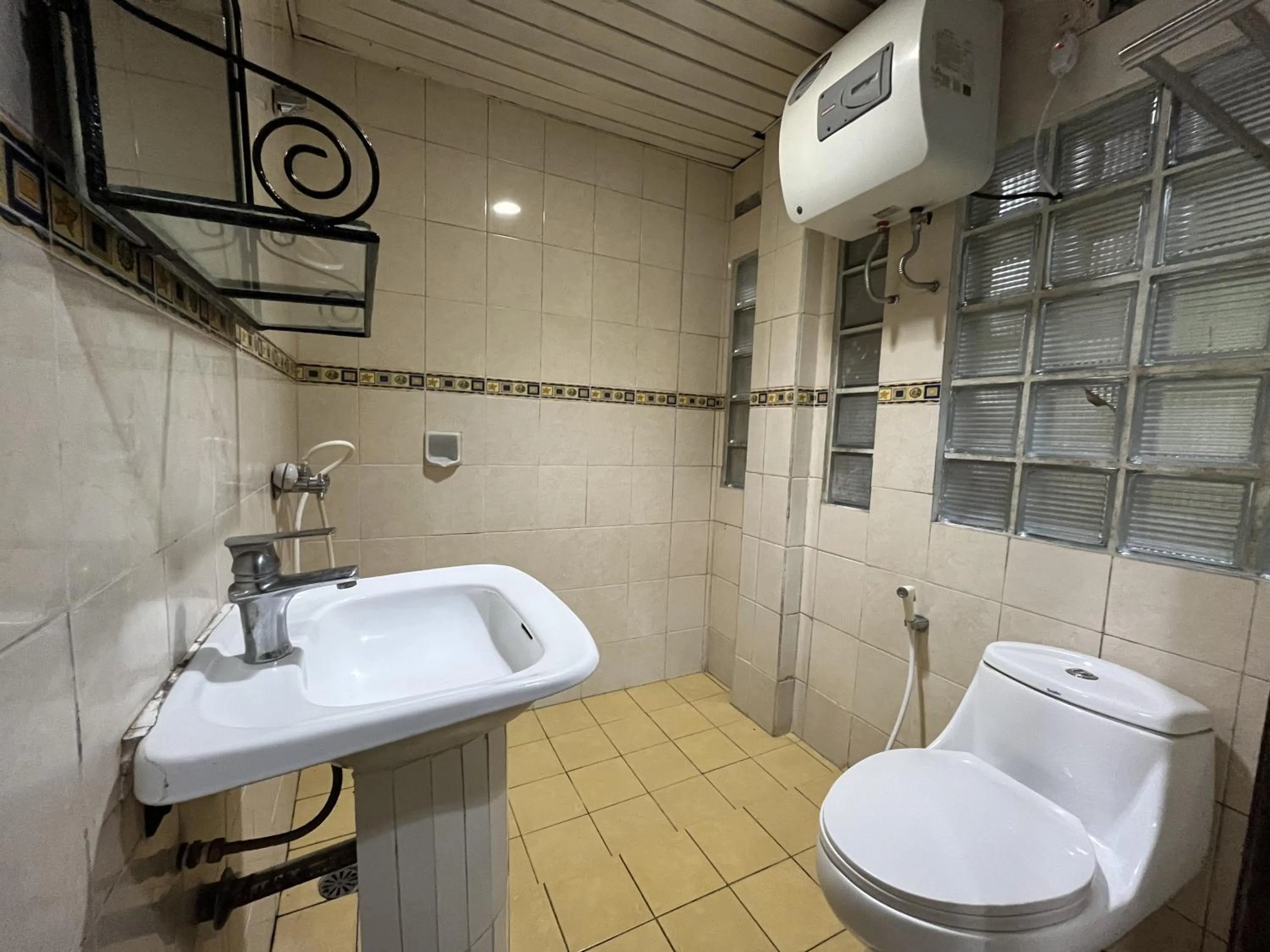 The Pinewood Lodge and Organic Farm