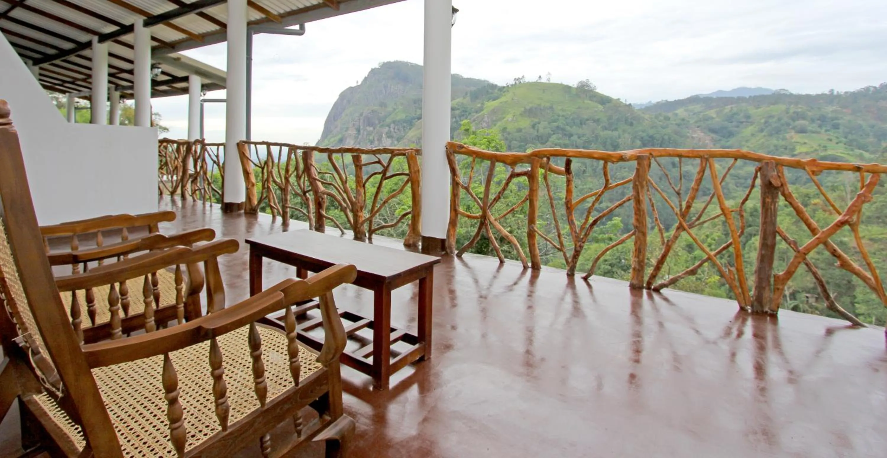 Patio in Jade Ella