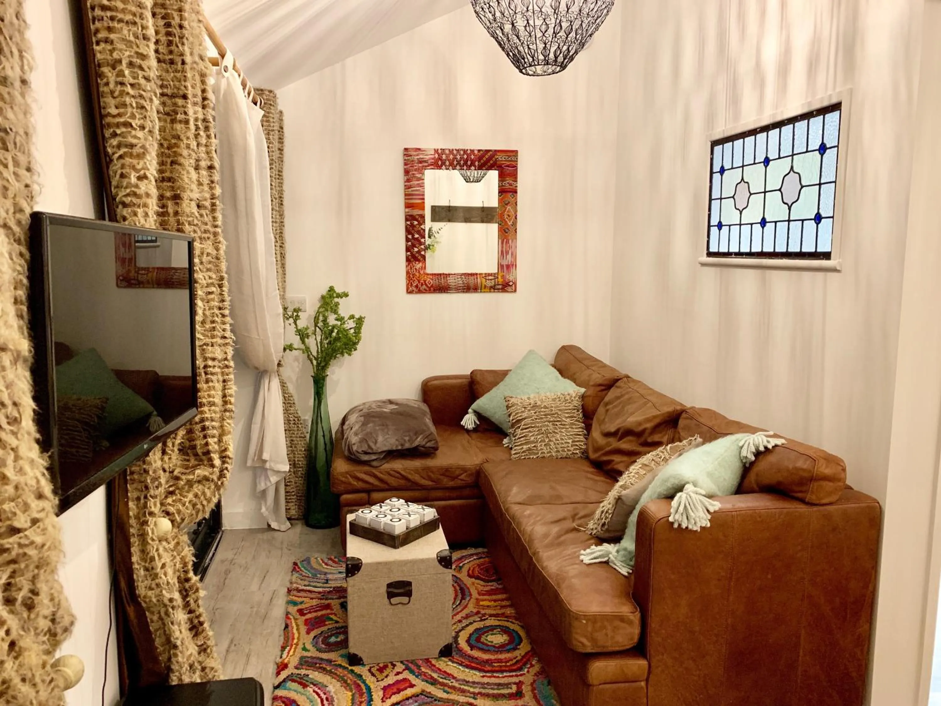 Seating area in Bybrook Barn Bed & Breakfast