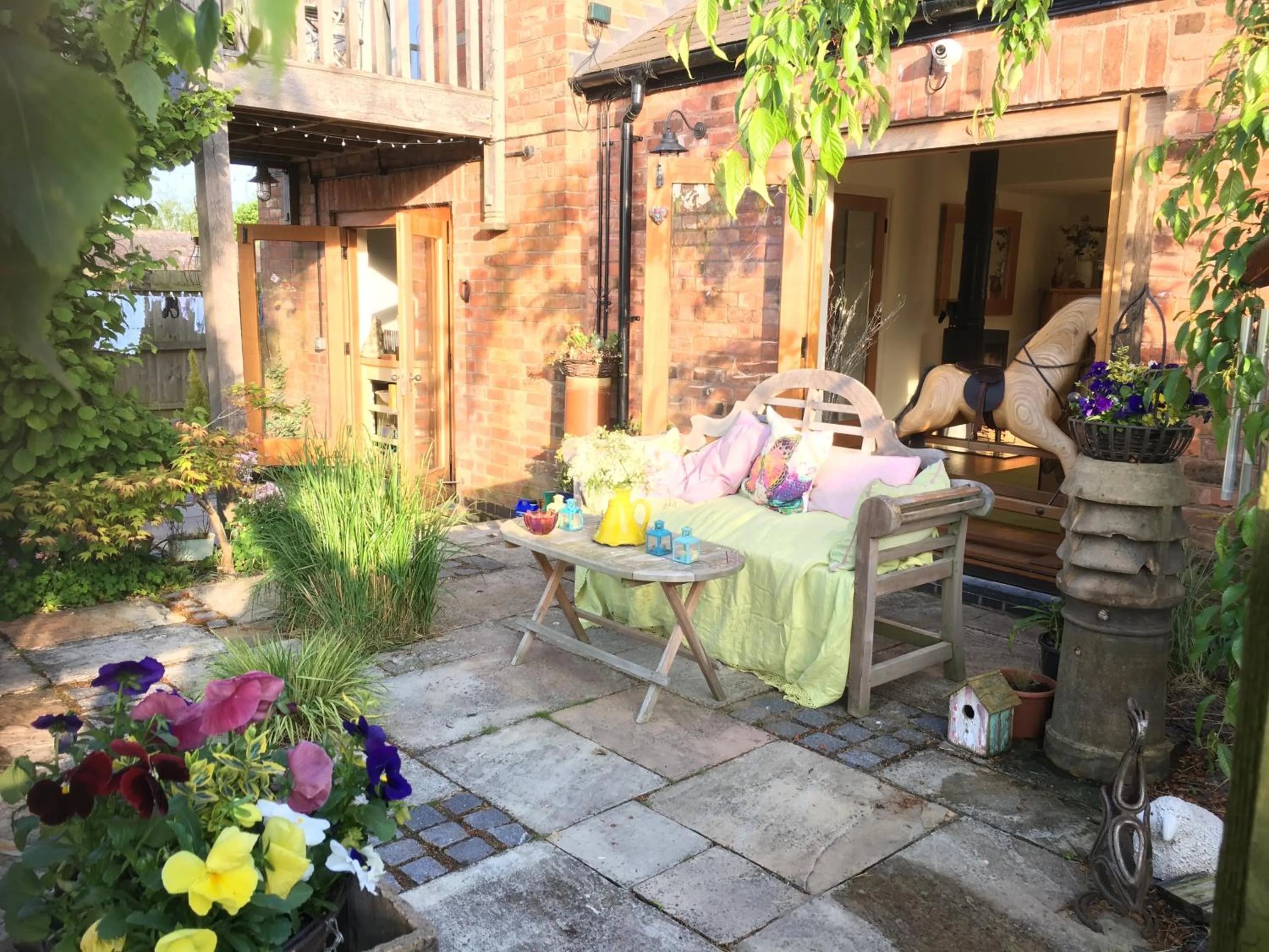 Patio in Bybrook Barn Bed & Breakfast