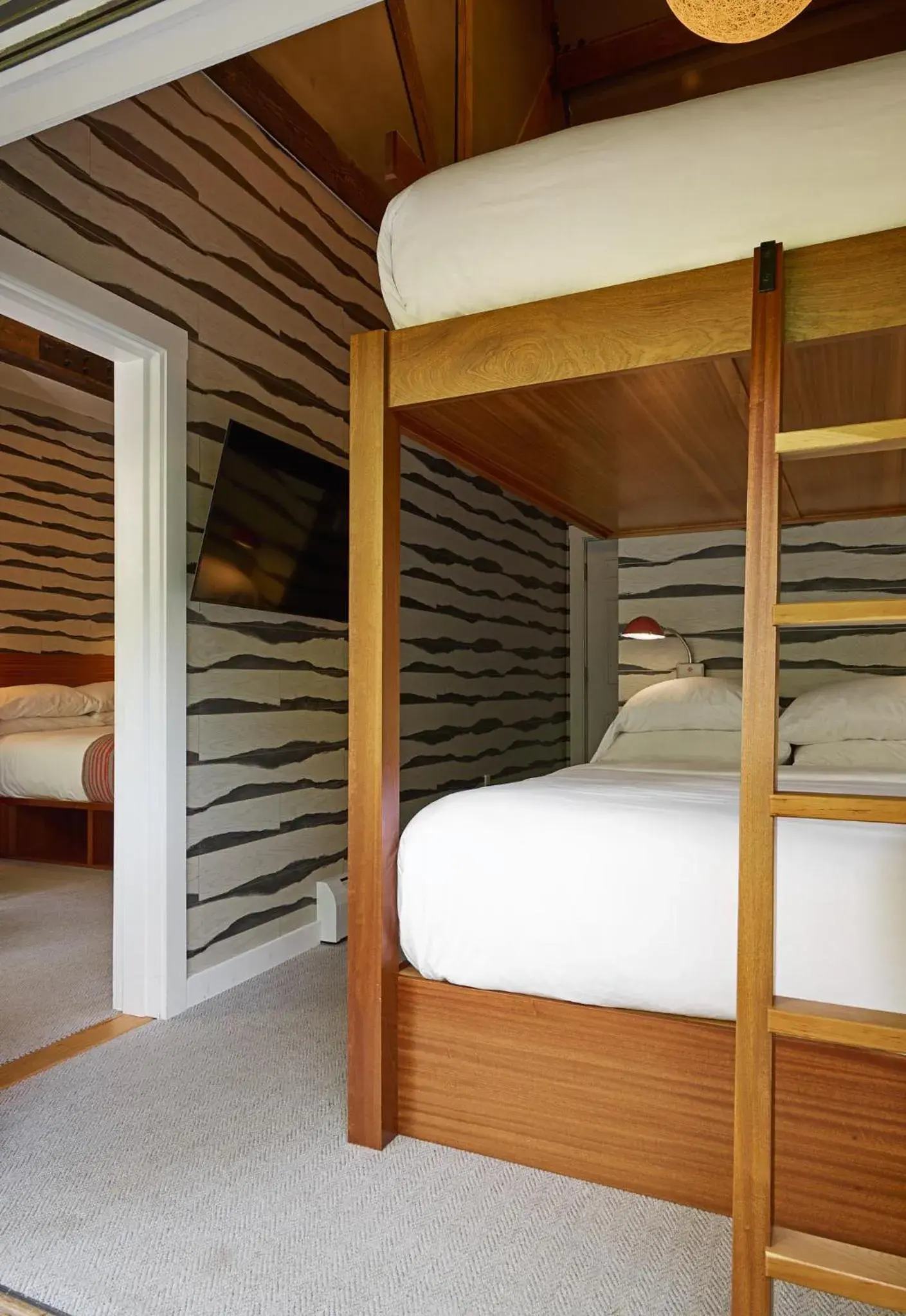 Bedroom, Bed in Field Guide Lodge Bedroom, Bed in Field Guide Lodge