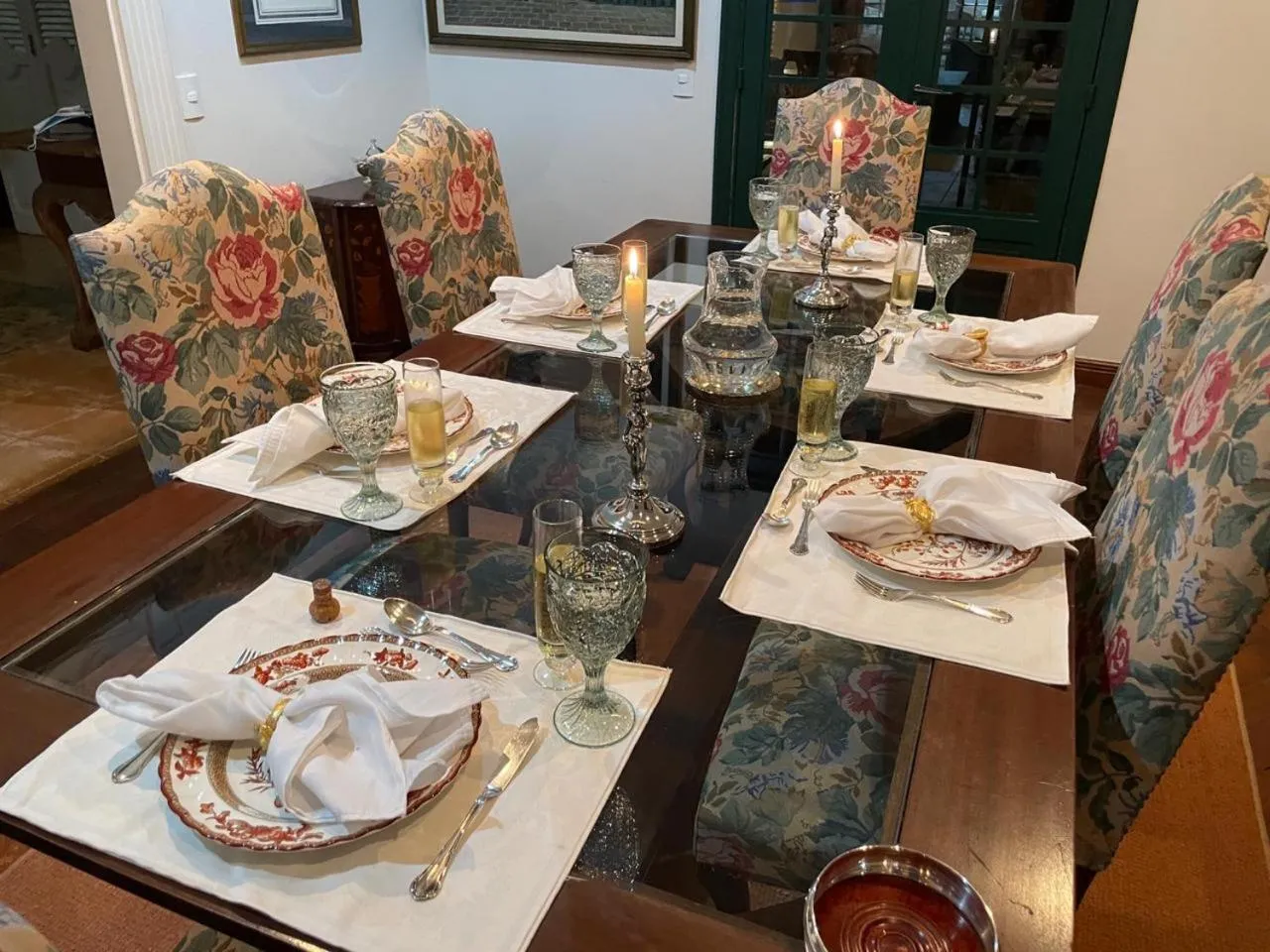 Dining area in Villa Serena Bed & Breakfast