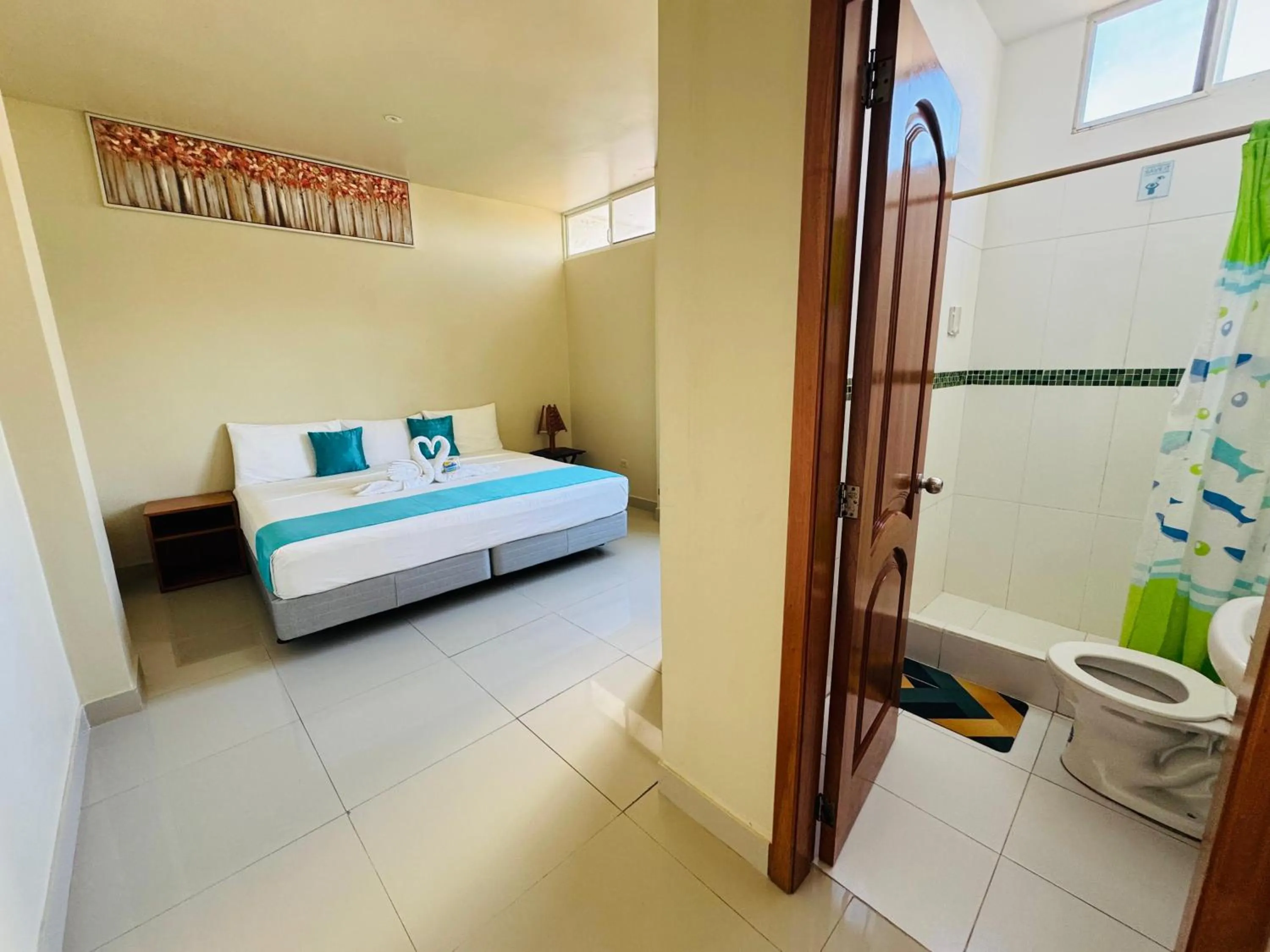 Photo of the whole room, Bed in El Rincón de George