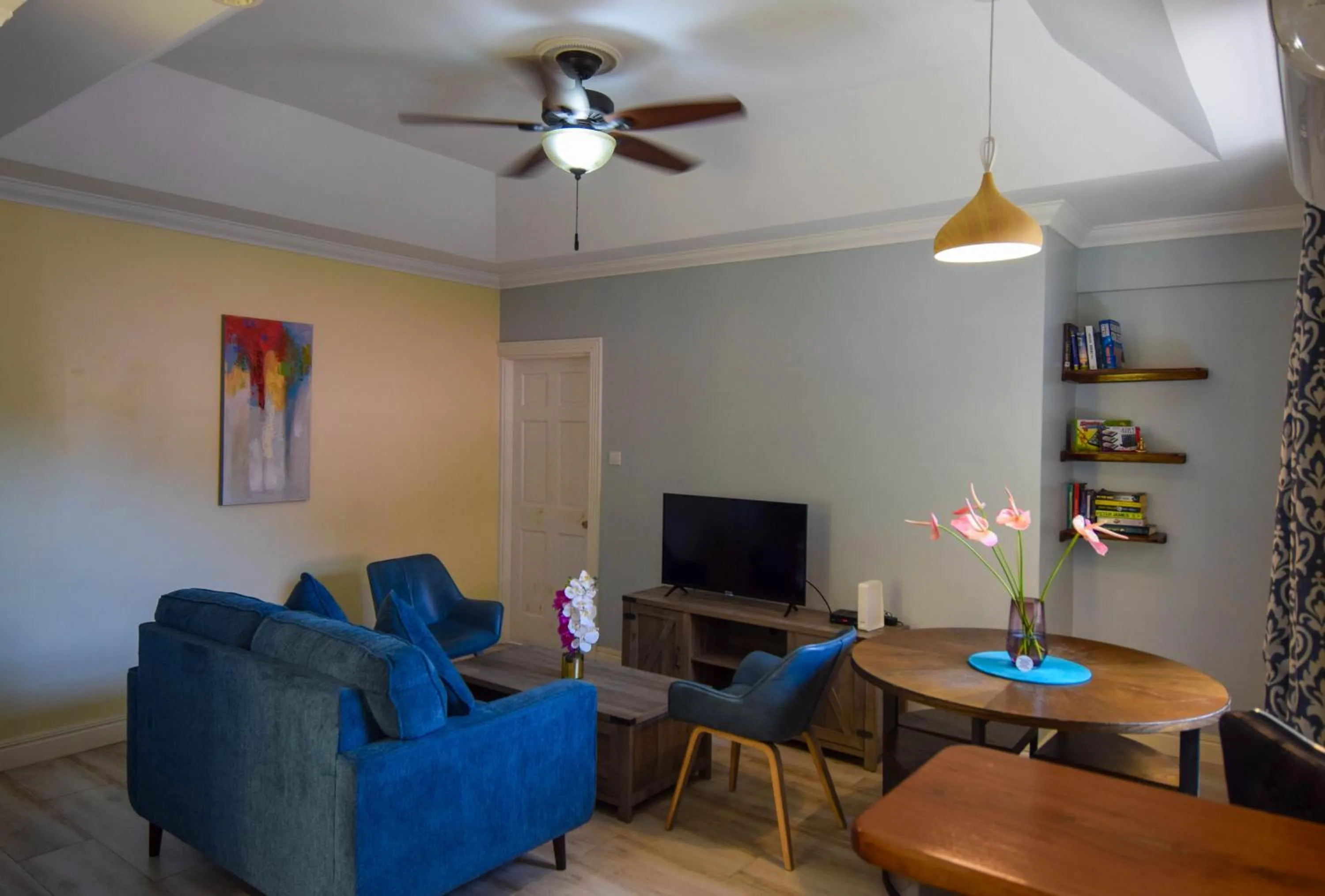 Sea Piton View Apartment- Location, Convenience, Modern Living