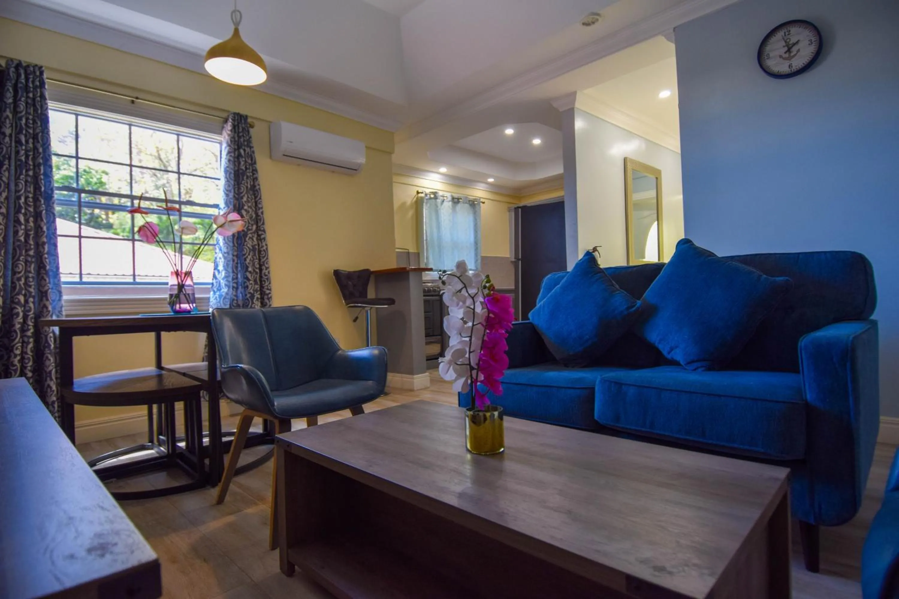 Sea Piton View Apartment- Location, Convenience, Modern Living