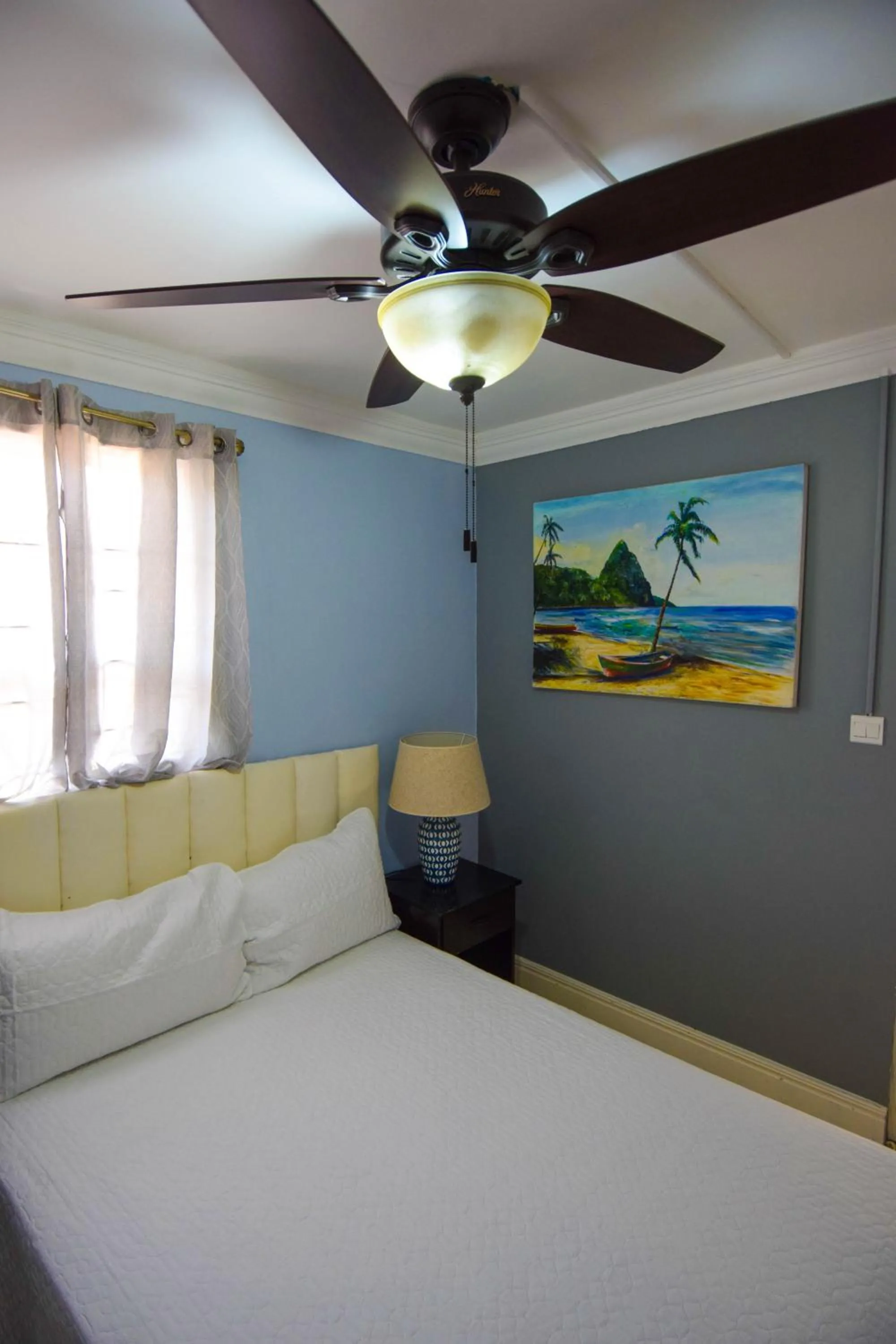 Bed in Sea Piton View Apartment- Location, Convenience, Modern Living