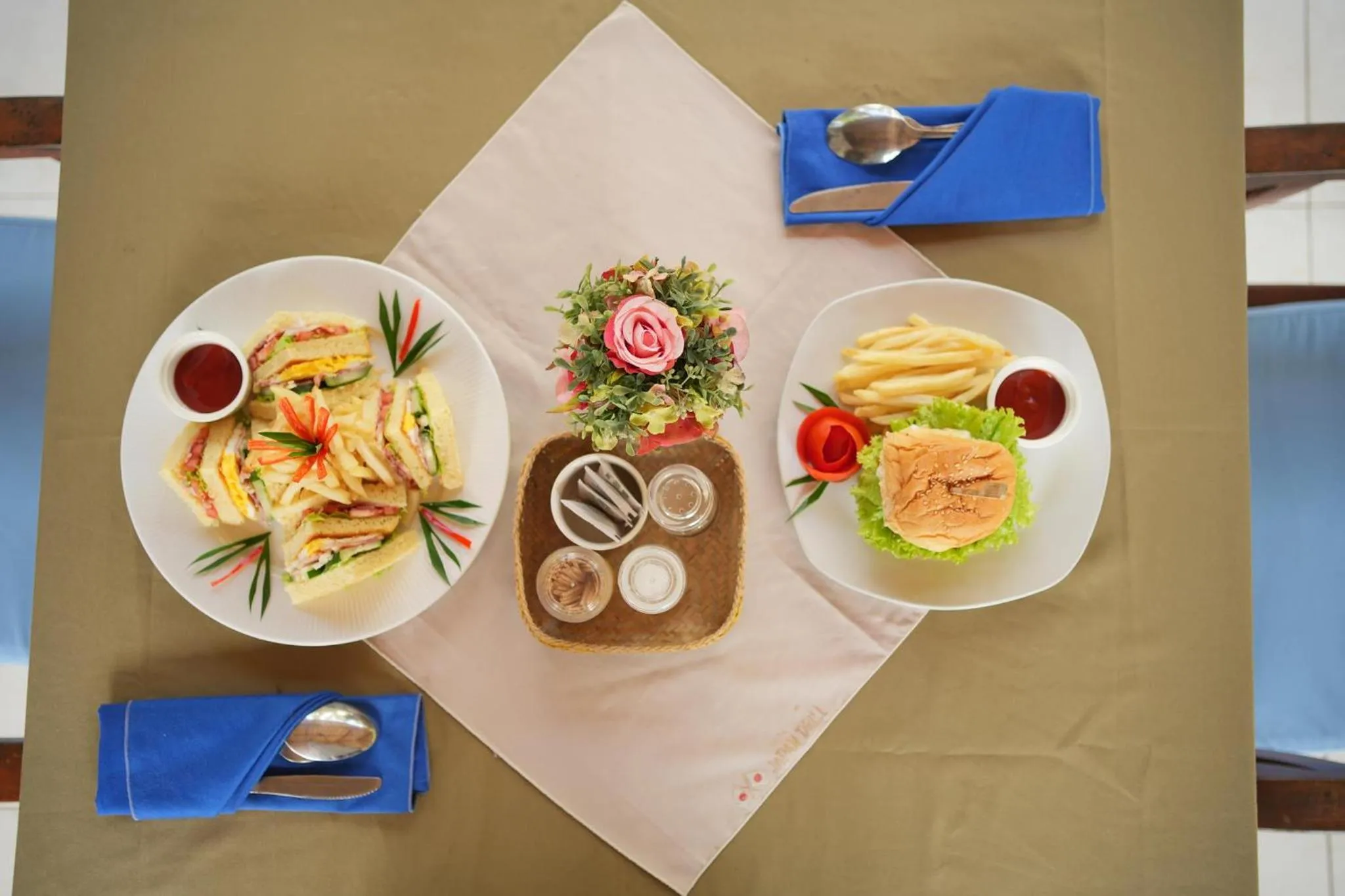 Restaurant/places to eat in Coco Resort Penida