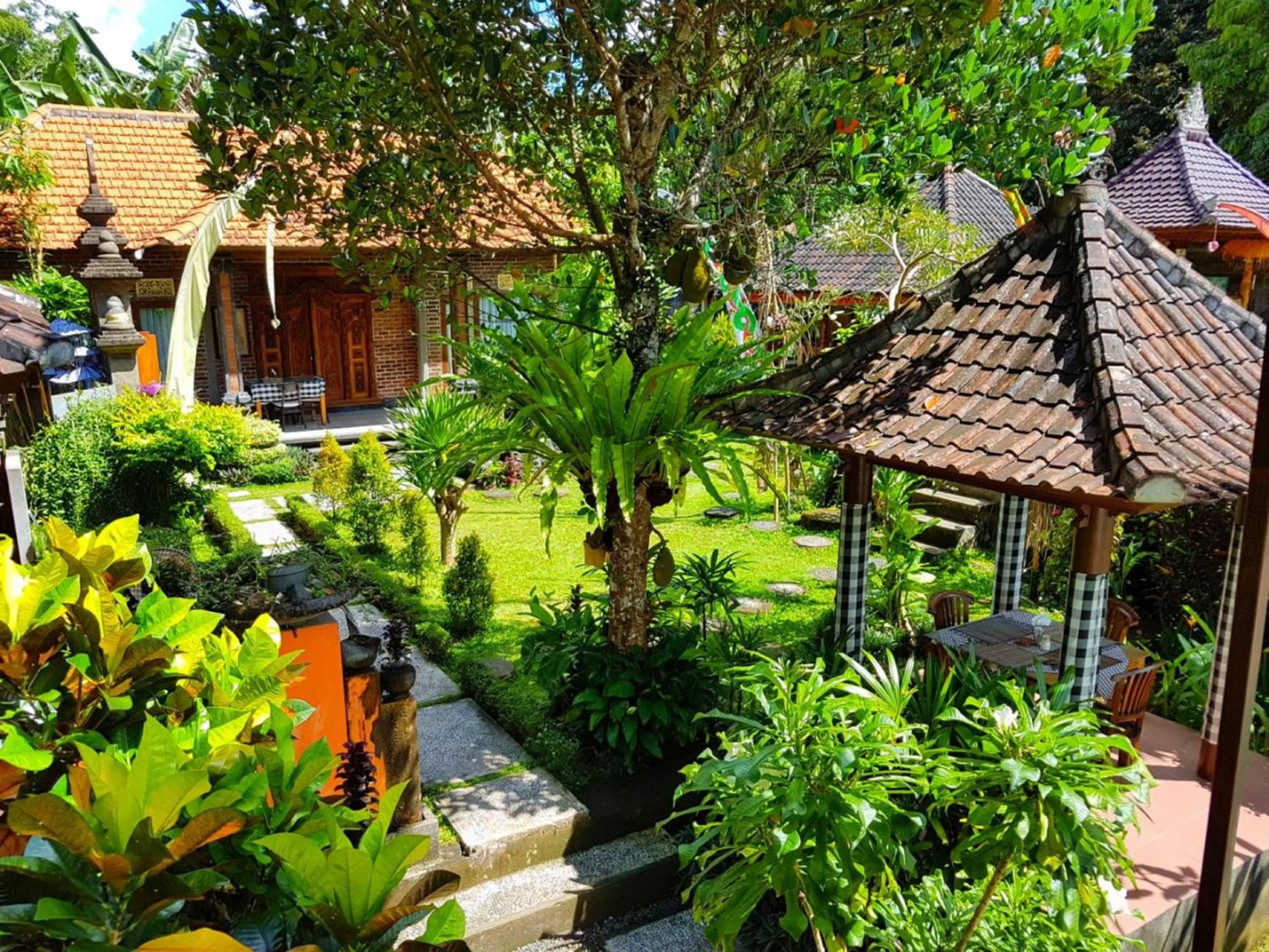 Shower in Astana Swaha Villa
