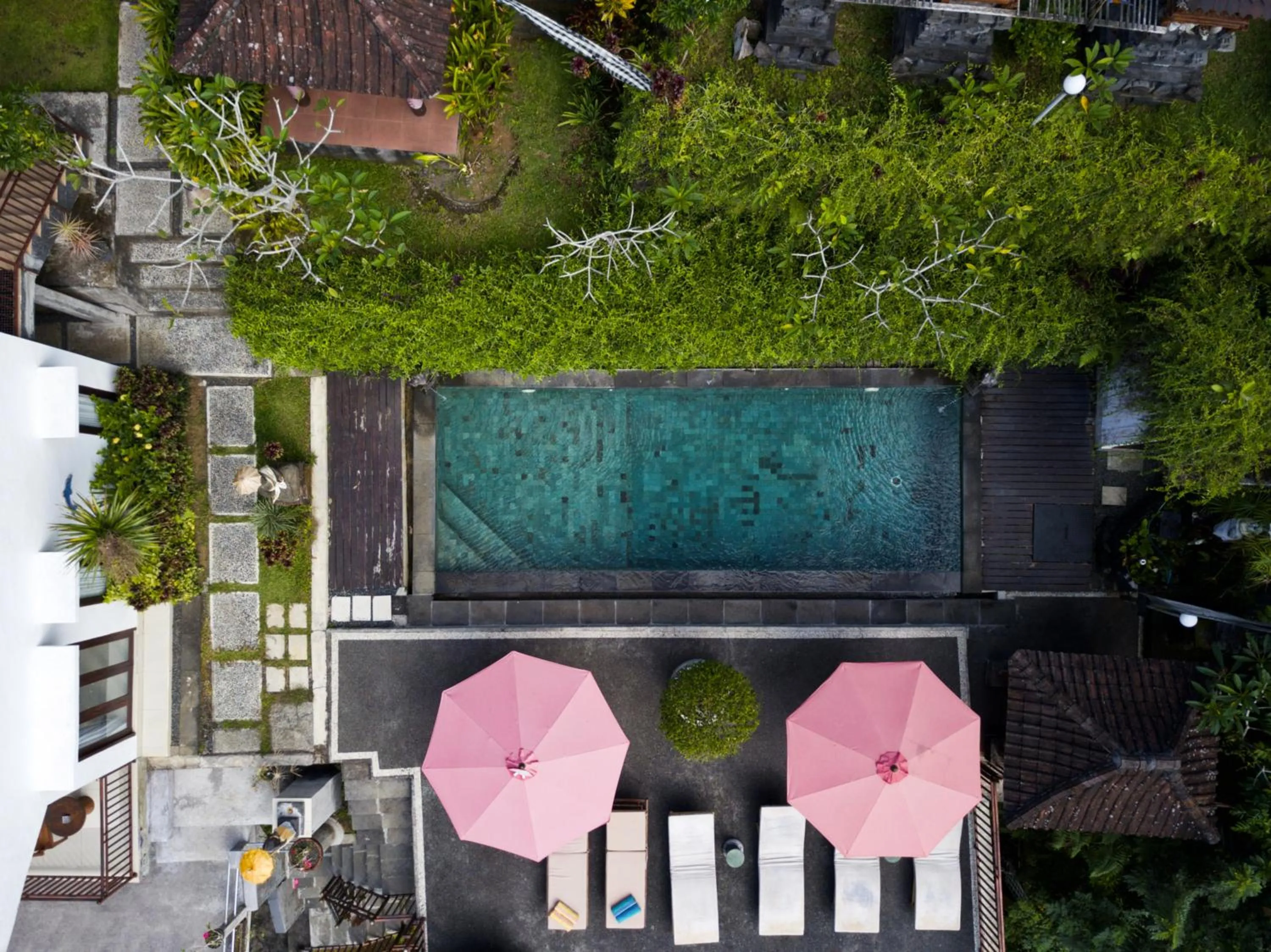 Swimming pool in Astana Swaha Villa