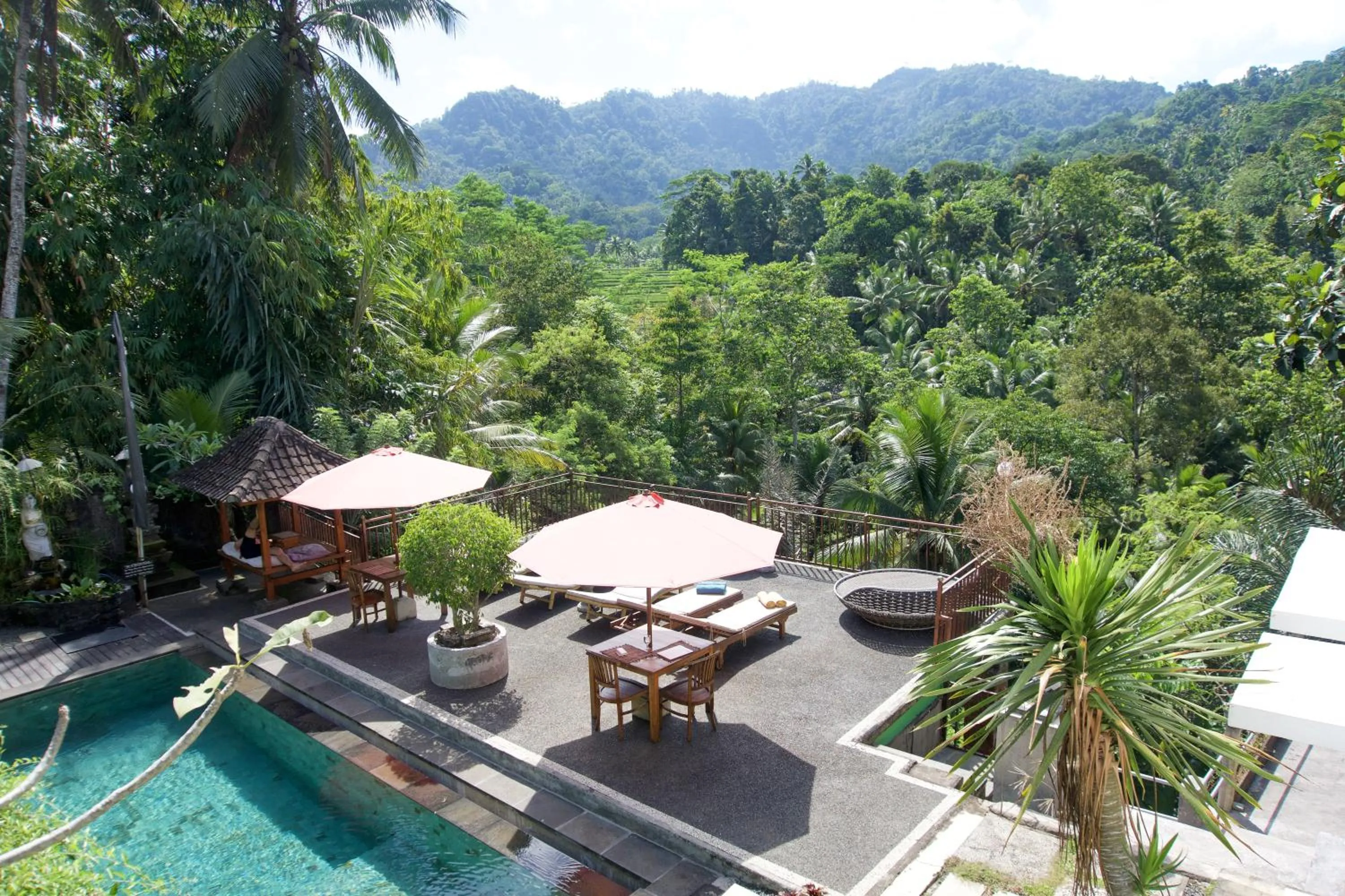 Garden in Astana Swaha Villa